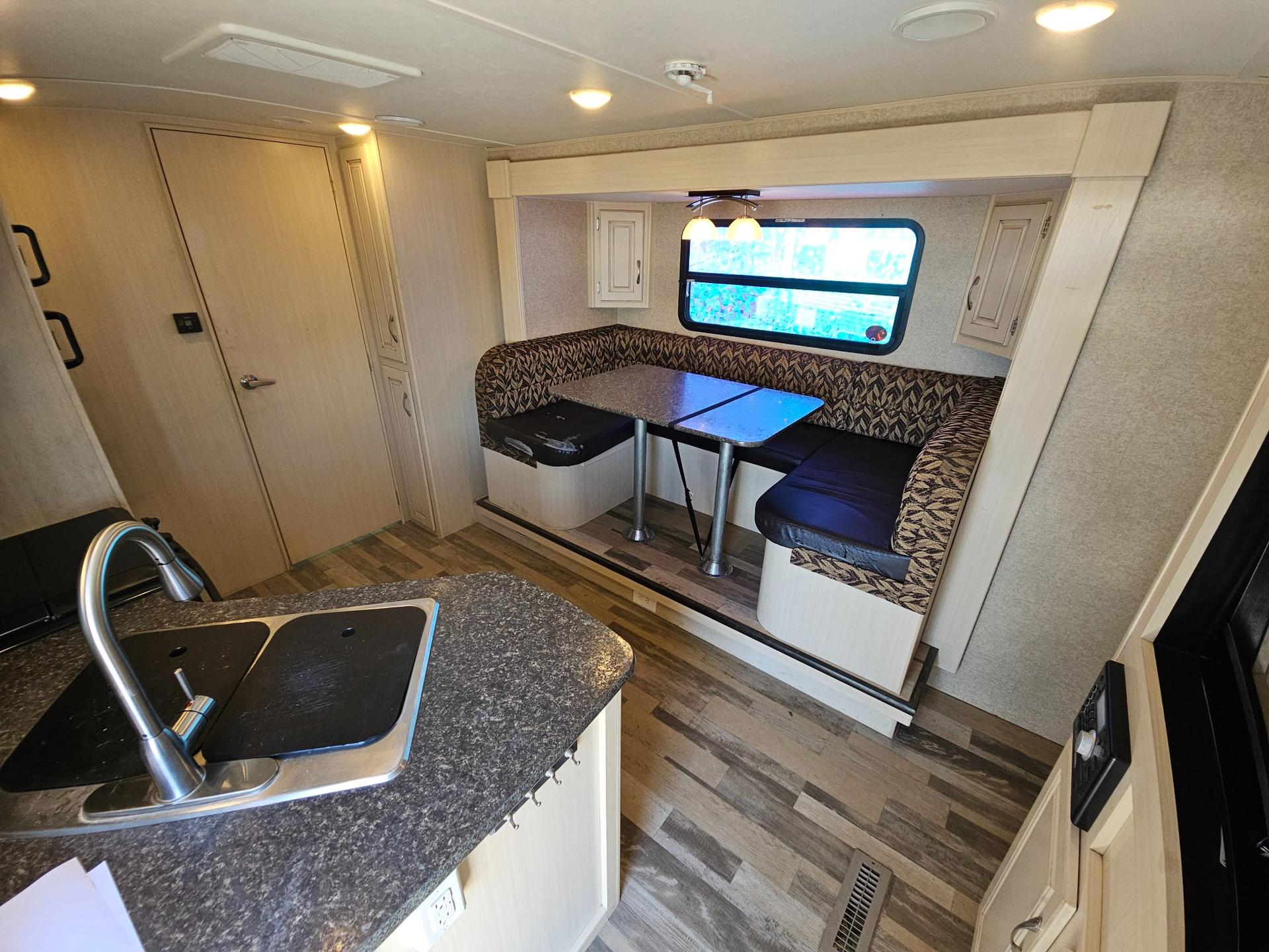2016 Winnebago Towables 2016 Winnebago Towables Minnie - thumbnail 6