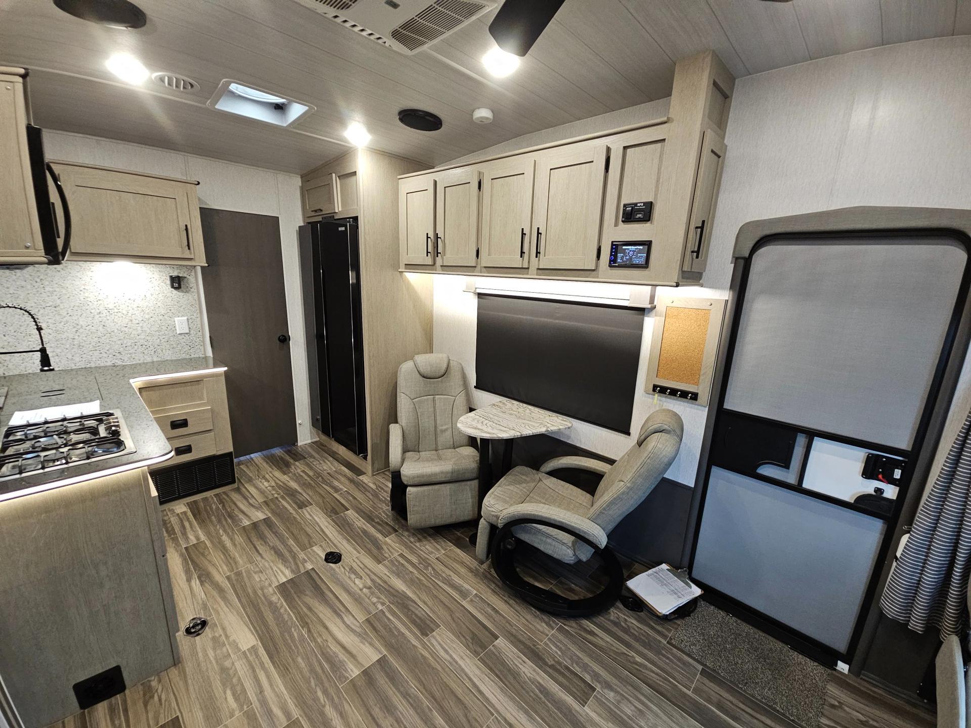 2024 Forest River RV 2024 Forest River RV Stealth - thumbnail 7