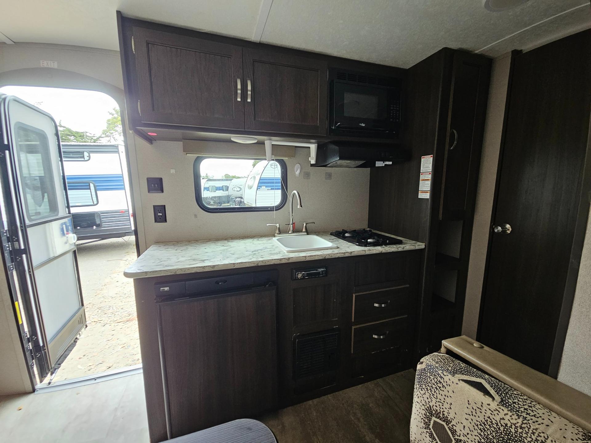 2018 Keystone RV 2018 Keystone RV Springdale Mini - thumbnail 14