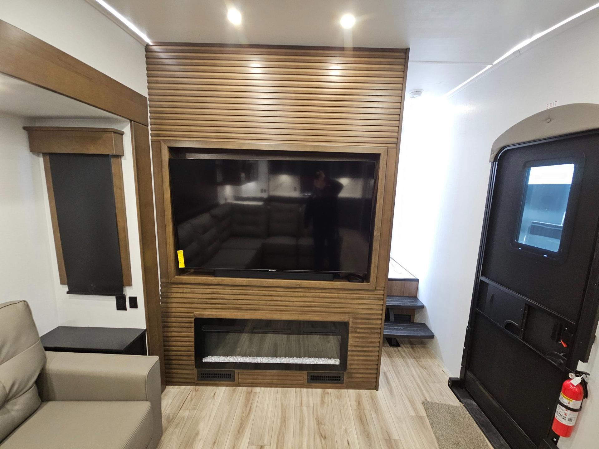 2026 Keystone RV 2026 Keystone RV Montana High Country - thumbnail 26
