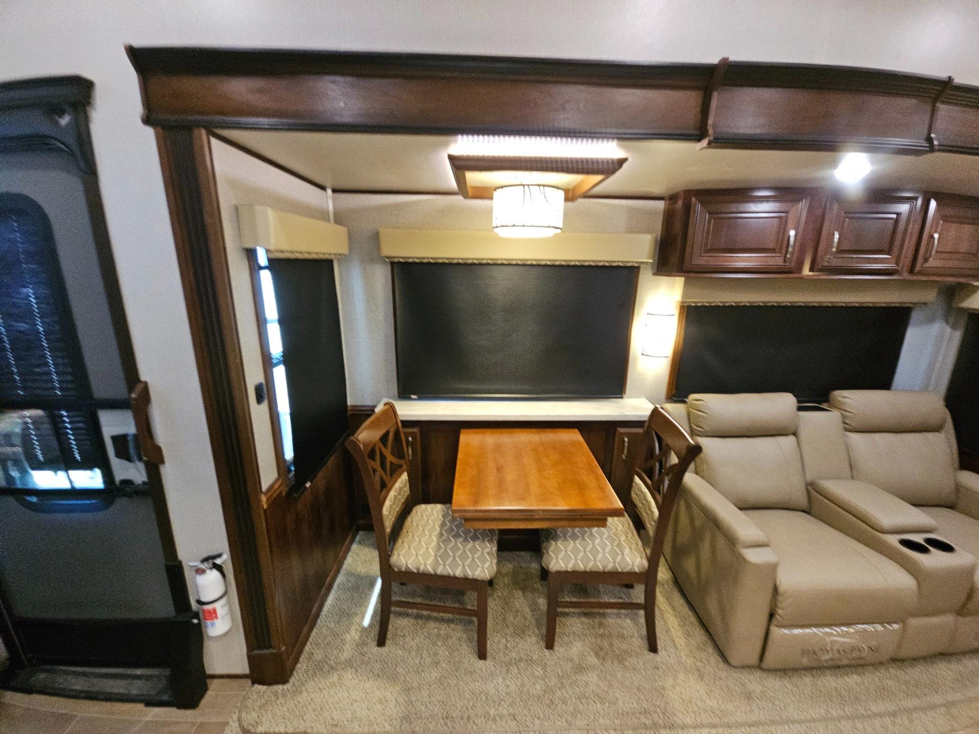 2019 Jayco 2019 Jayco Pinnacle - thumbnail 8
