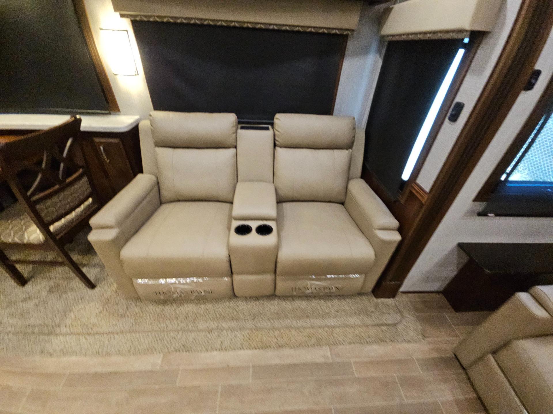 2019 Jayco 2019 Jayco Pinnacle - thumbnail 11