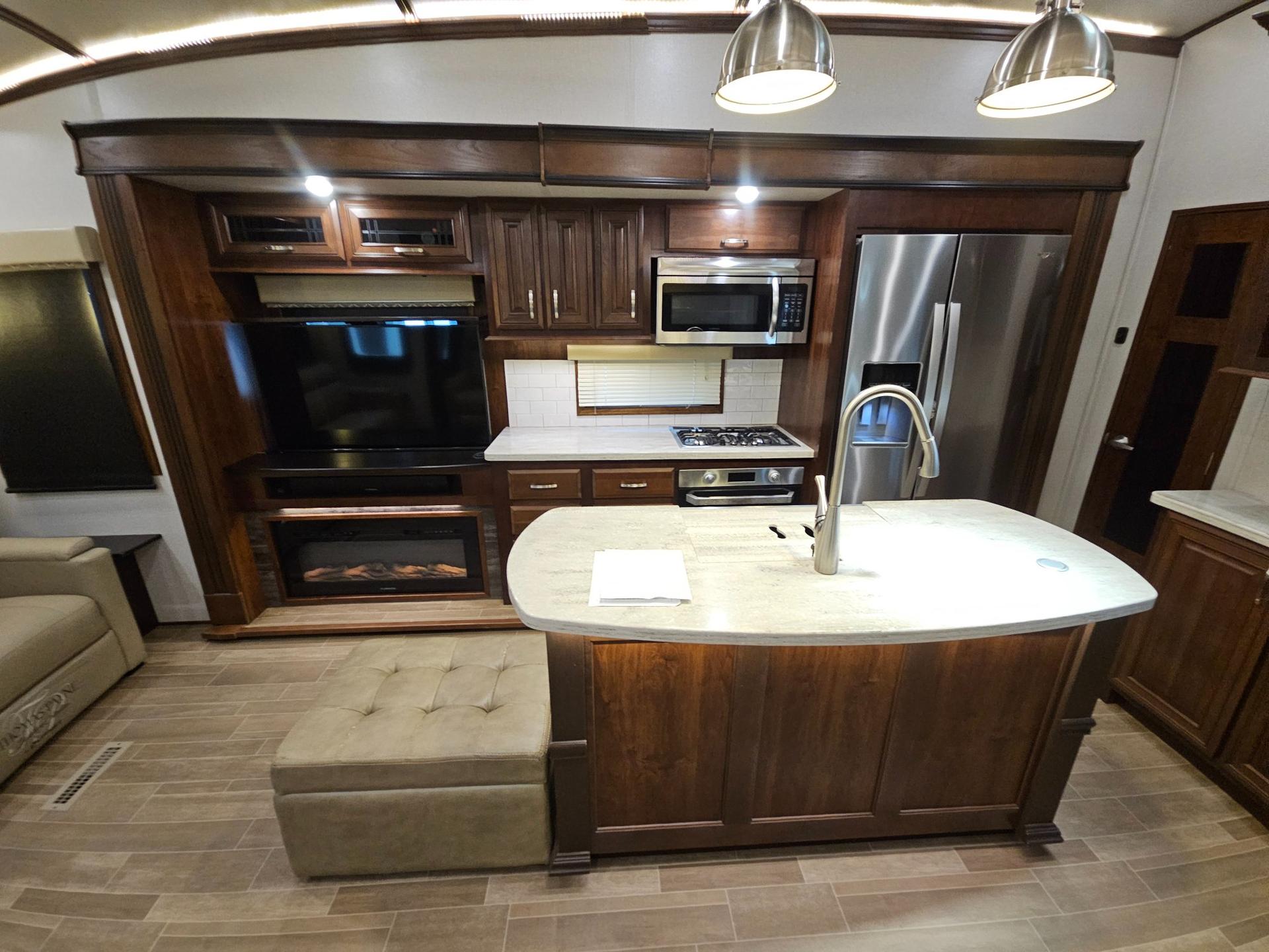 2019 Jayco 2019 Jayco Pinnacle - thumbnail 16