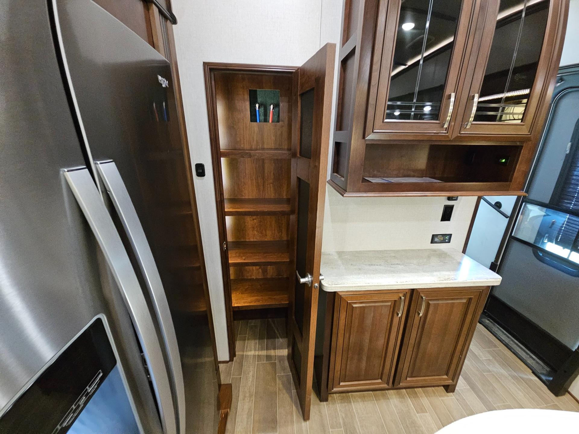 2019 Jayco 2019 Jayco Pinnacle - thumbnail 31