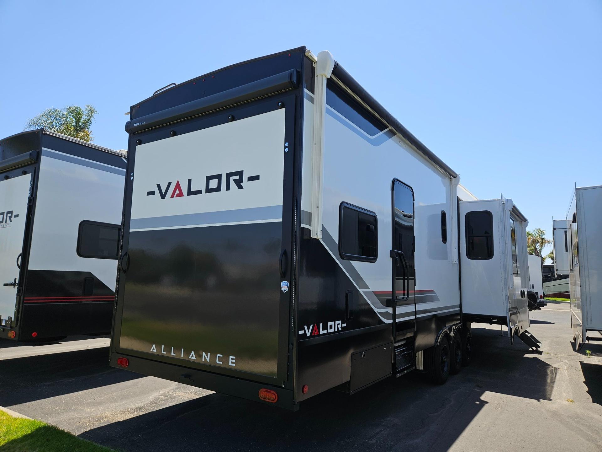 2027 Alliance RV 2027 Alliance RV Valor - thumbnail 2