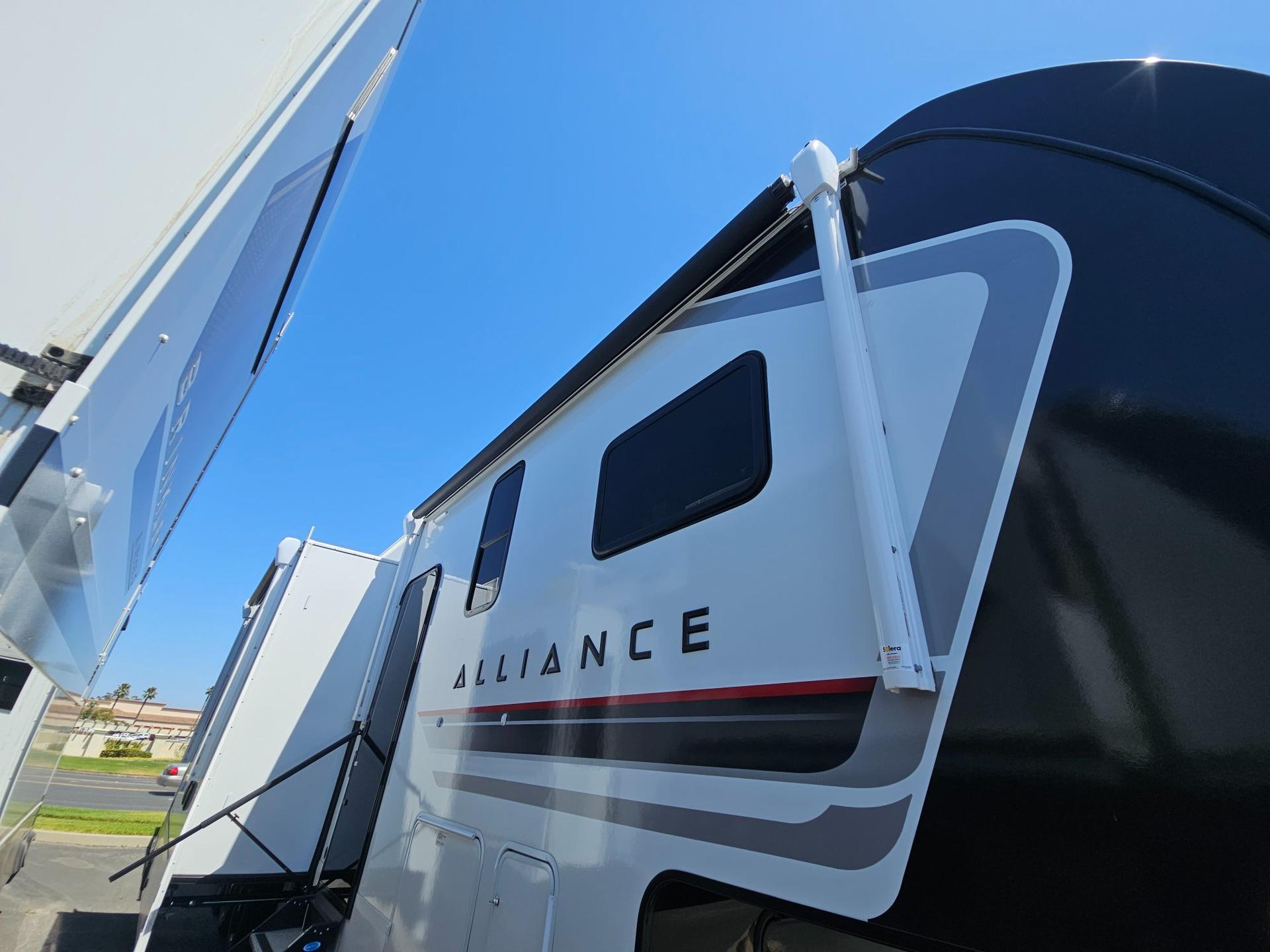 2027 Alliance RV 2027 Alliance RV Valor - thumbnail 52