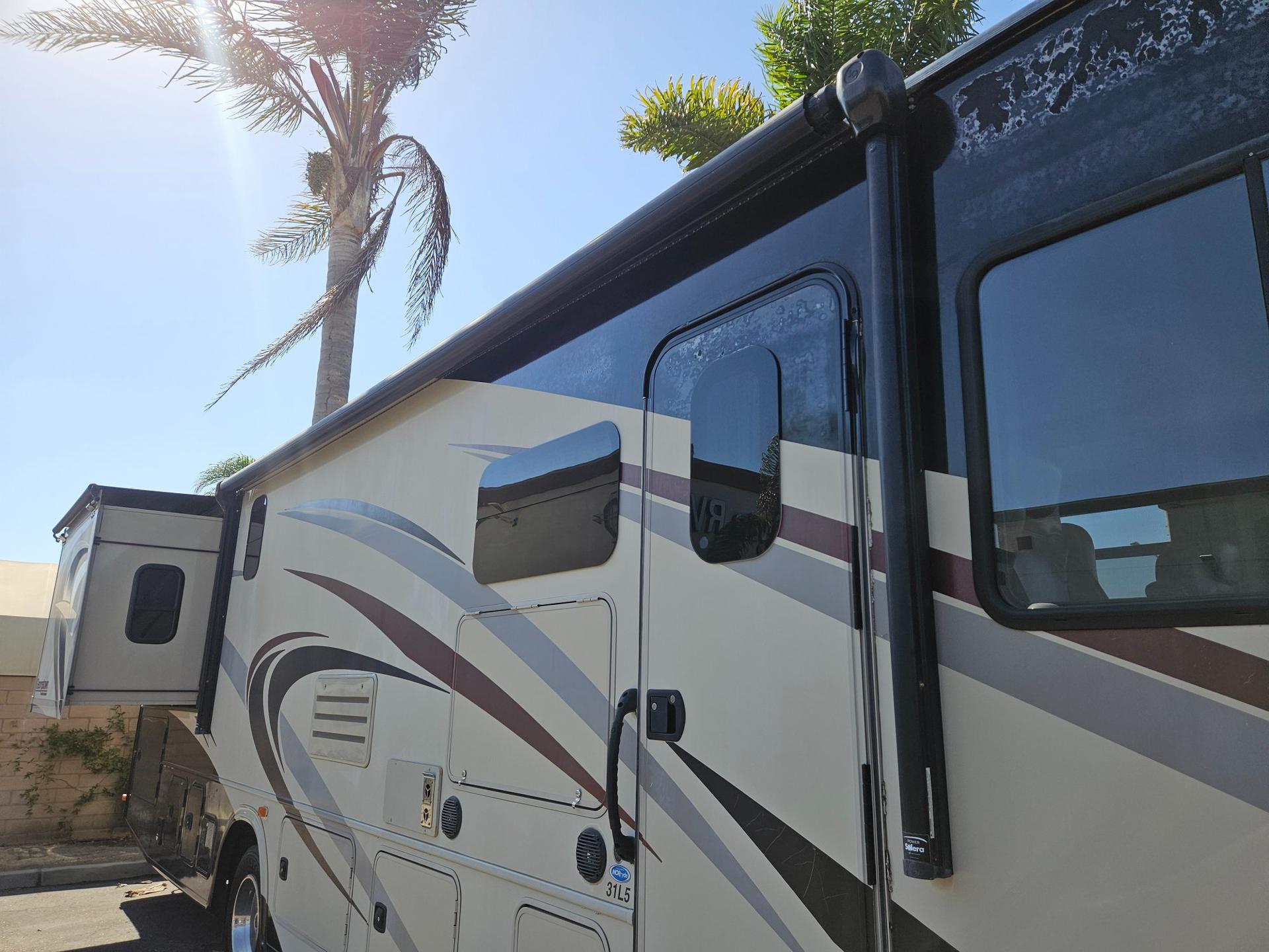 2018 Forest River RV 2018 Forest River RV Georgetown GT5 - thumbnail 24