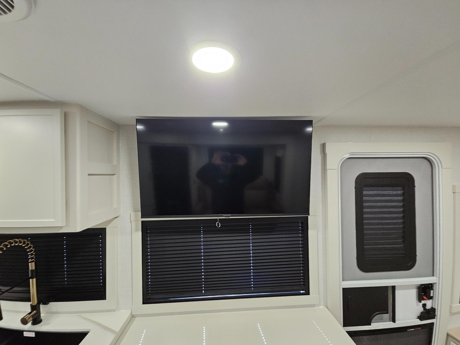 2027 Brinkley RV 2027 Brinkley RV Model Ix - thumbnail 14
