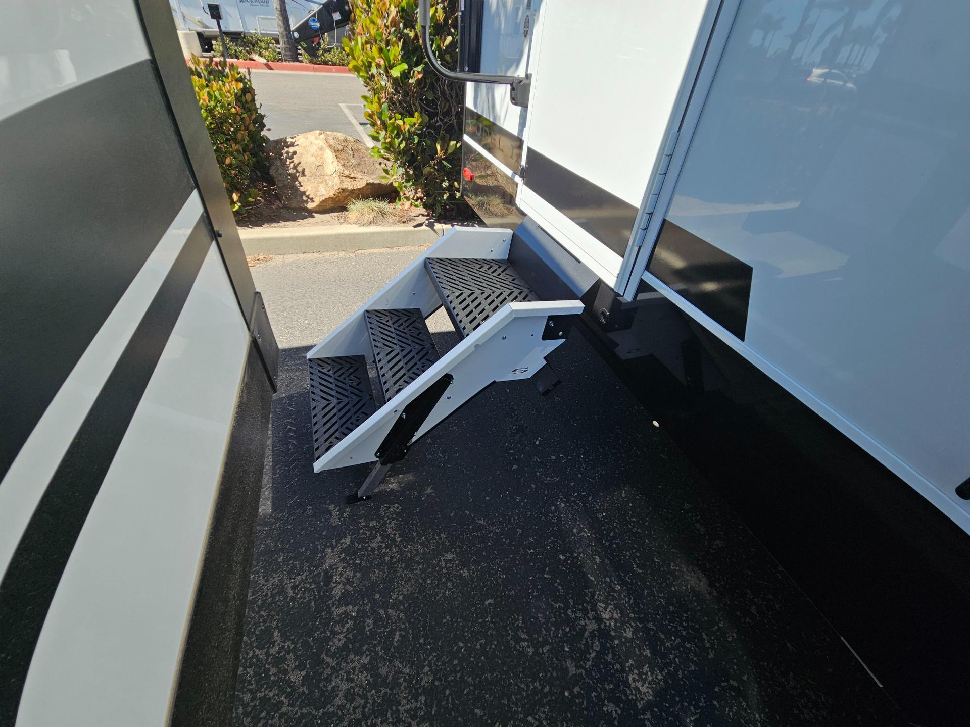 2027 Brinkley RV 2027 Brinkley RV Model Ix - thumbnail 42
