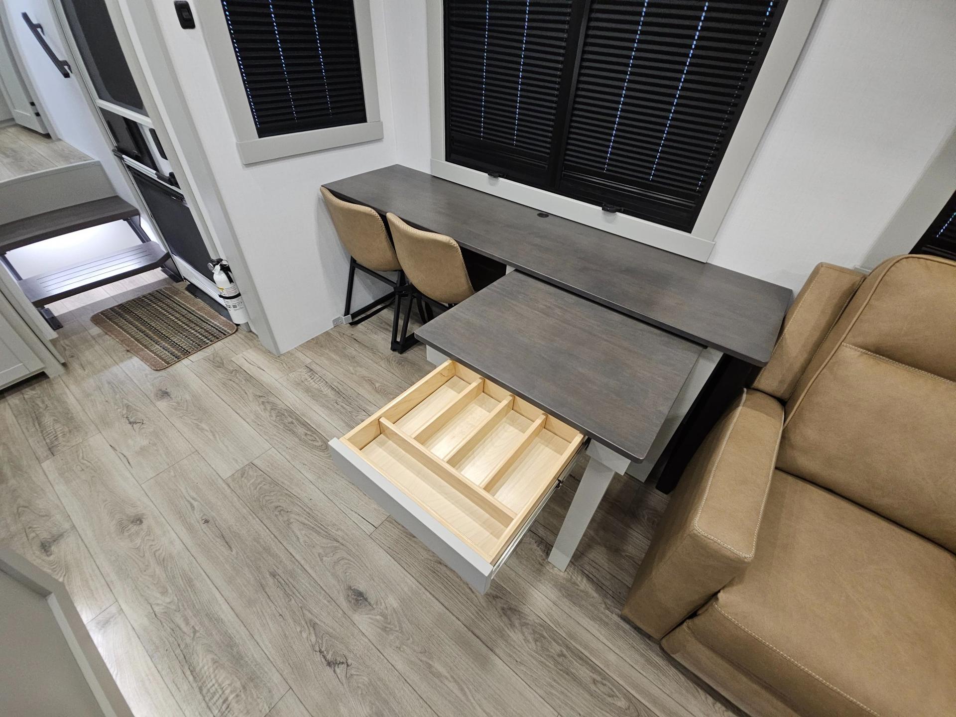 2026 Brinkley RV 2026 Brinkley RV Model Z - thumbnail 9