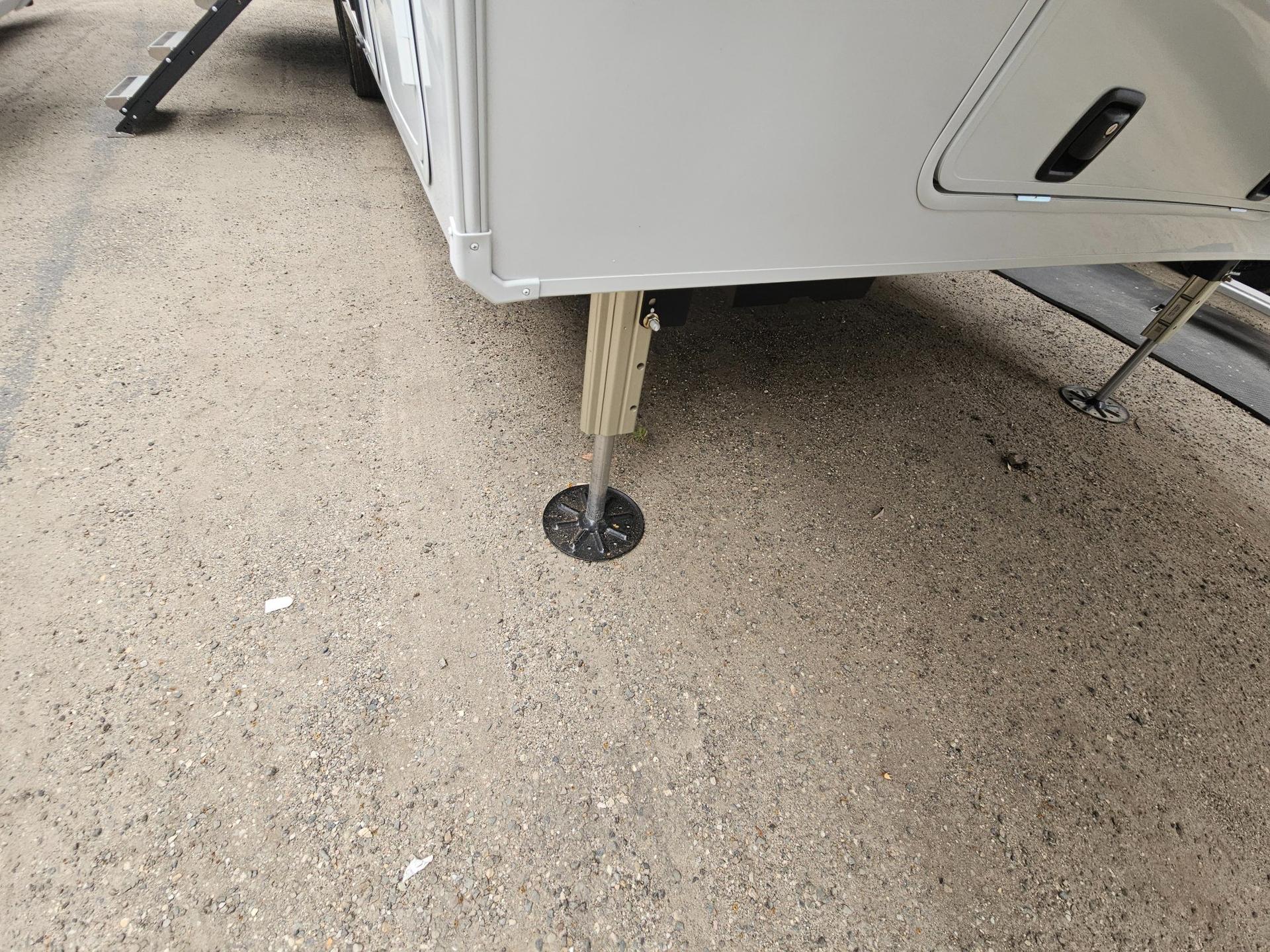 2027 Brinkley RV 2027 Brinkley RV Model Ix - thumbnail 49