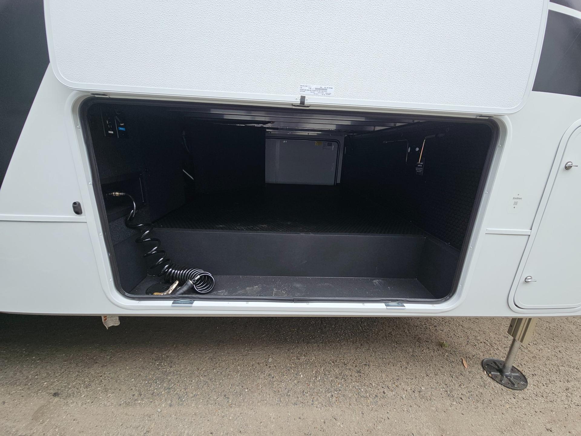 2027 Brinkley RV 2027 Brinkley RV Model Ix - thumbnail 51