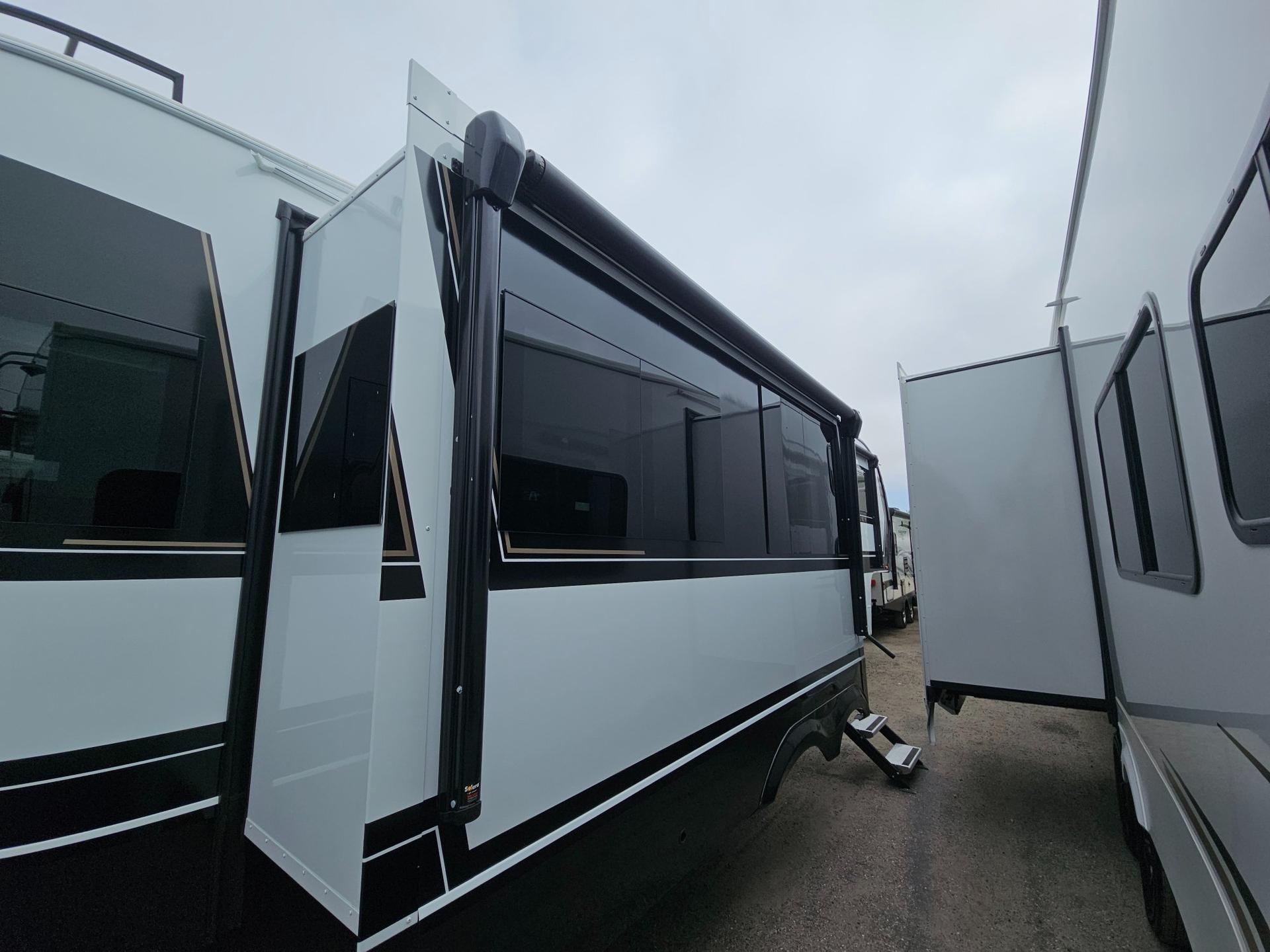 2027 Brinkley RV 2027 Brinkley RV Model Ix - thumbnail 56
