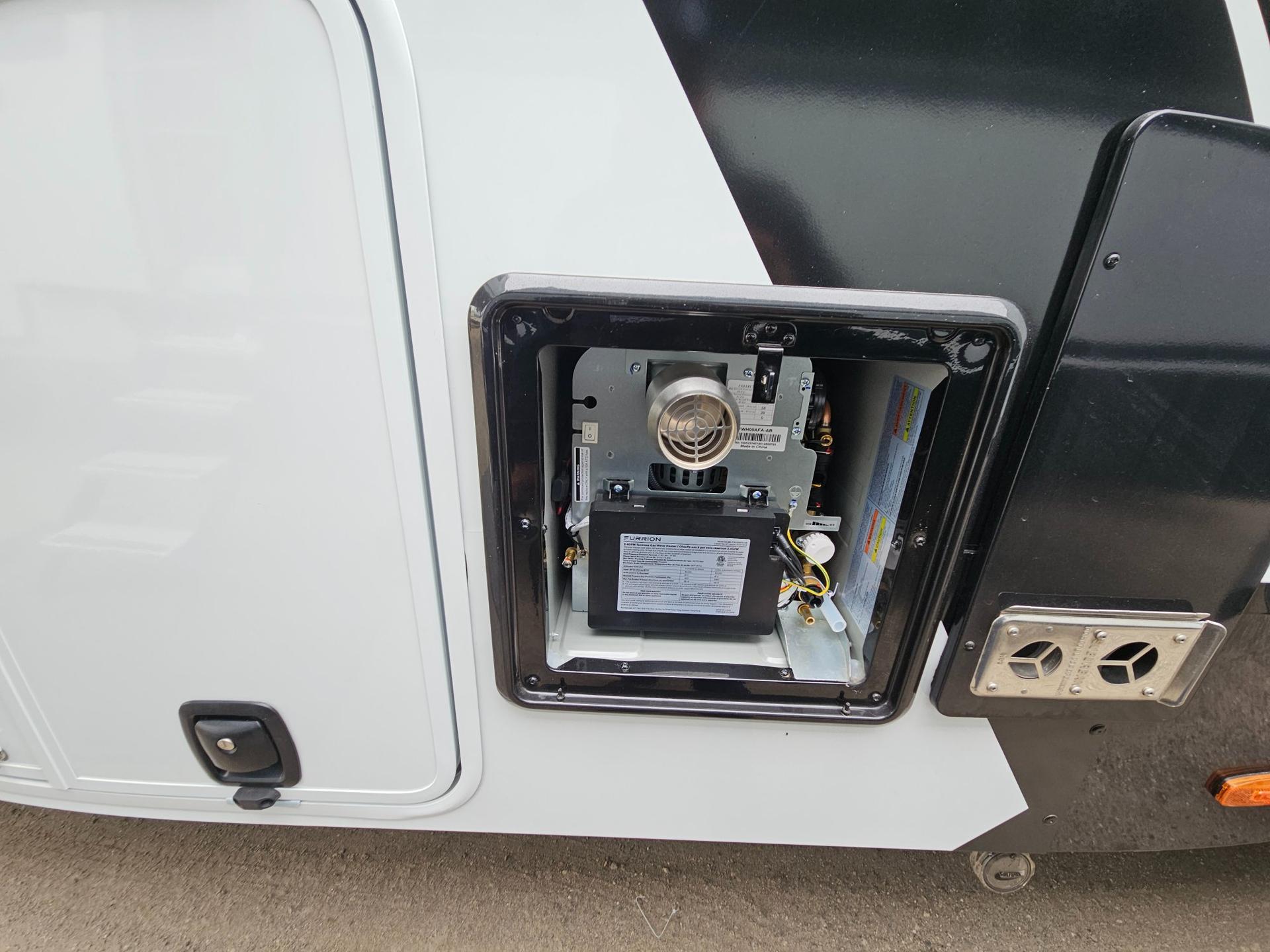 2027 Brinkley RV 2027 Brinkley RV Model Ix - thumbnail 60