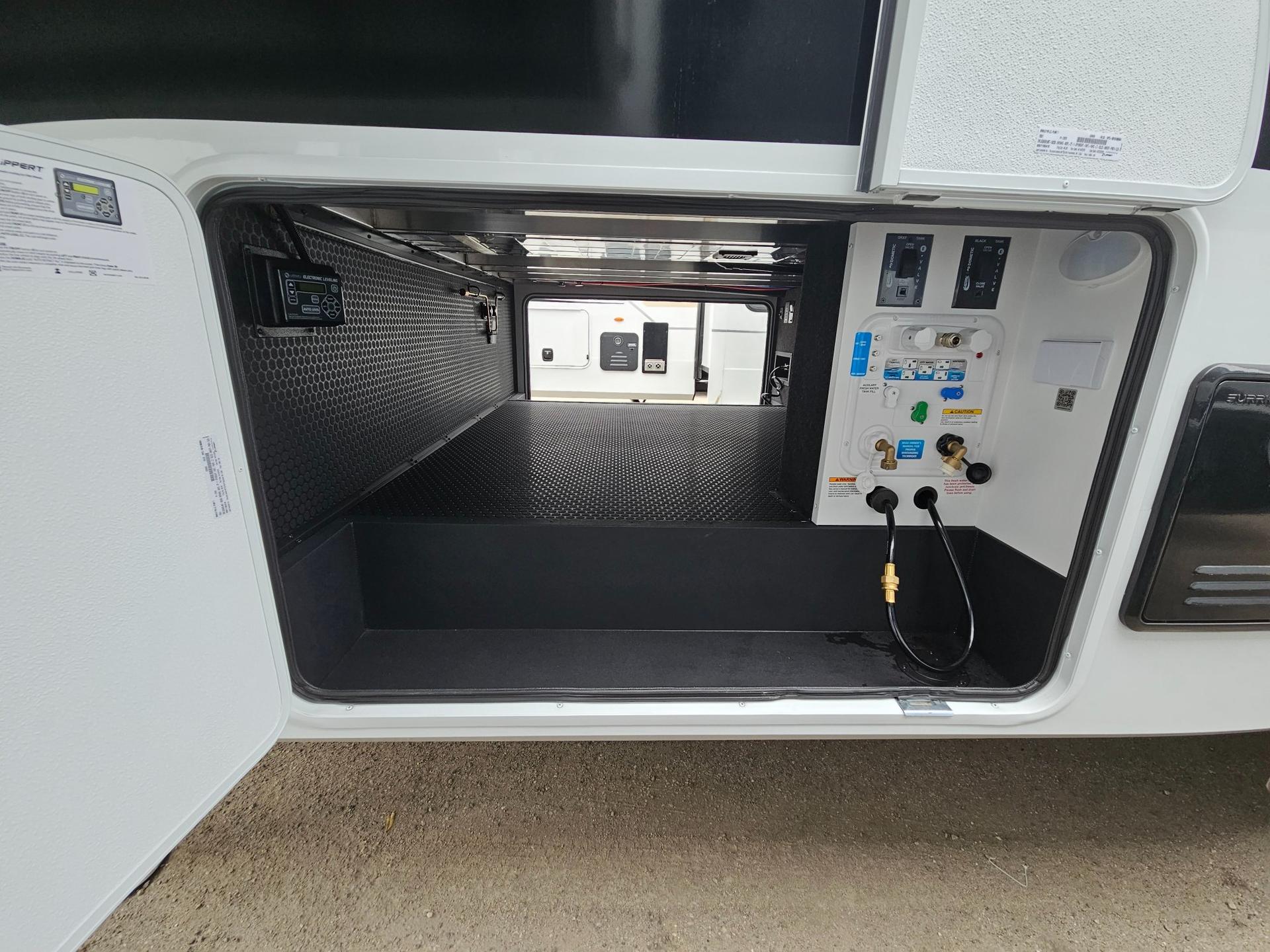 2027 Brinkley RV 2027 Brinkley RV Model Ix - thumbnail 61