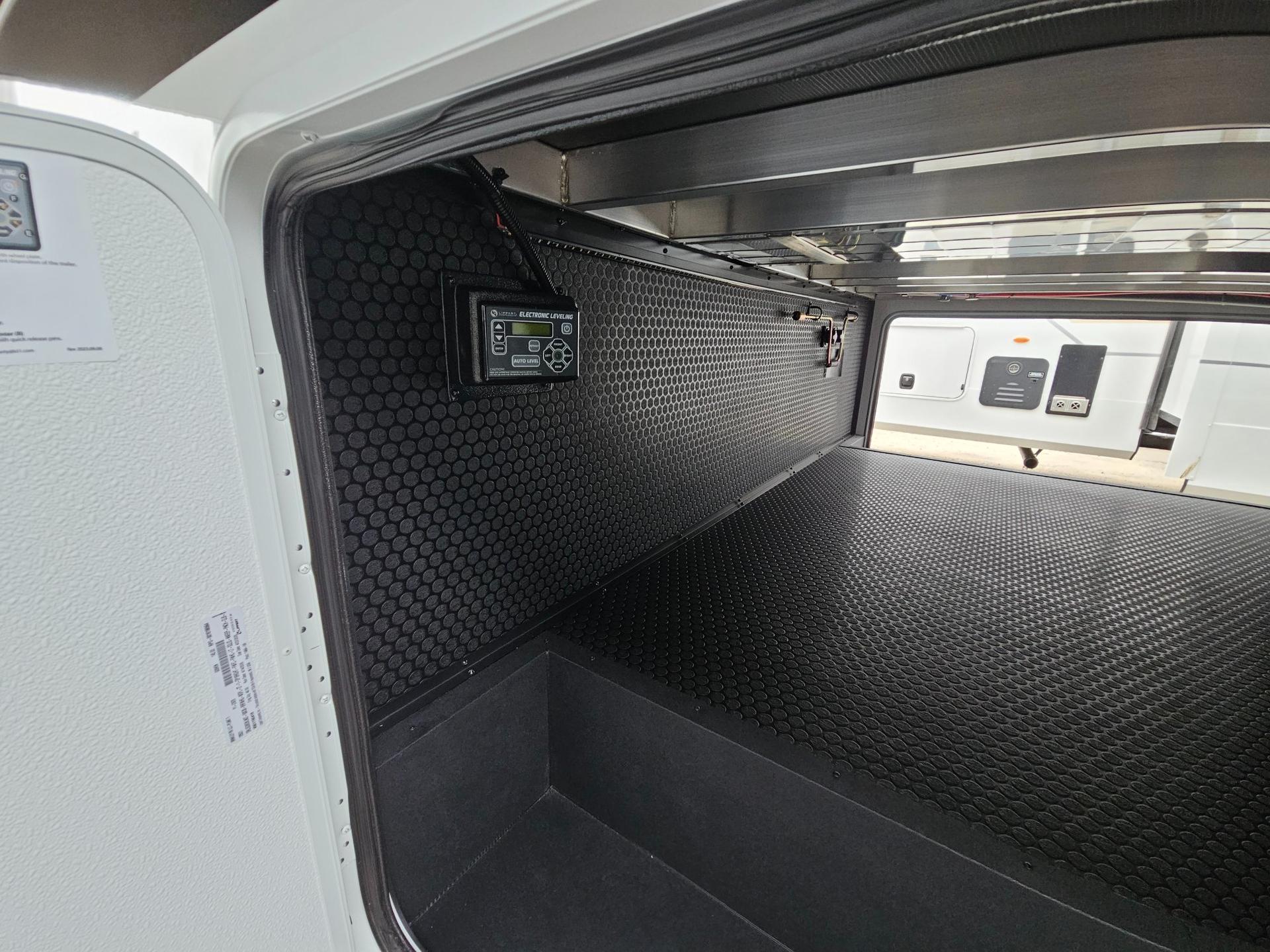 2027 Brinkley RV 2027 Brinkley RV Model Ix - thumbnail 63