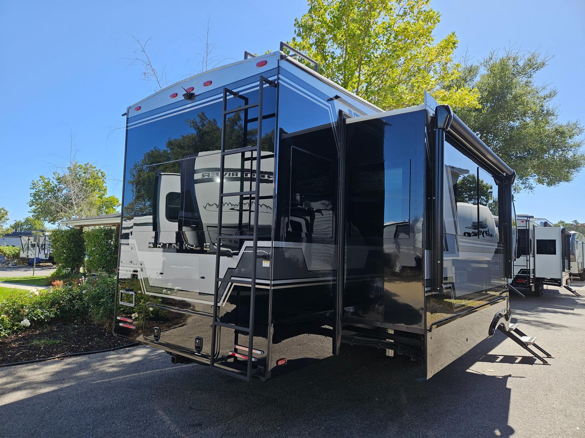 2026 Brinkley RV 2026 Brinkley RV Model Z - thumbnail 3