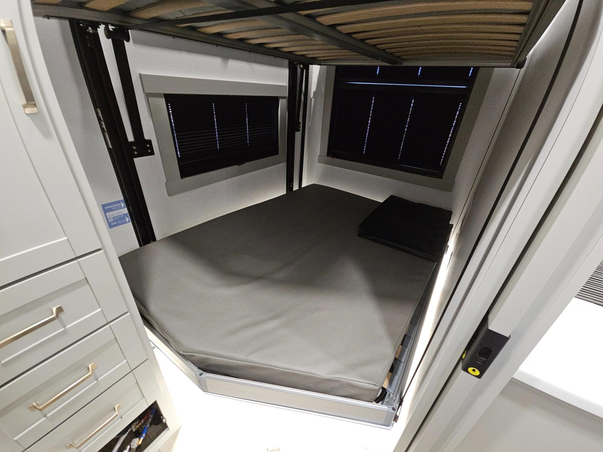 2027 Brinkley RV 2027 Brinkley RV Model Z - thumbnail 30