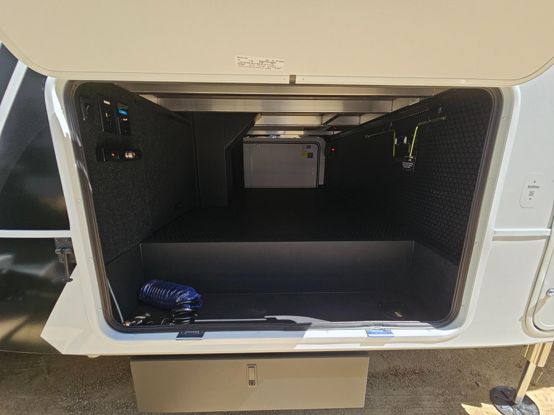 2027 Brinkley RV 2027 Brinkley RV Model Z - thumbnail 50