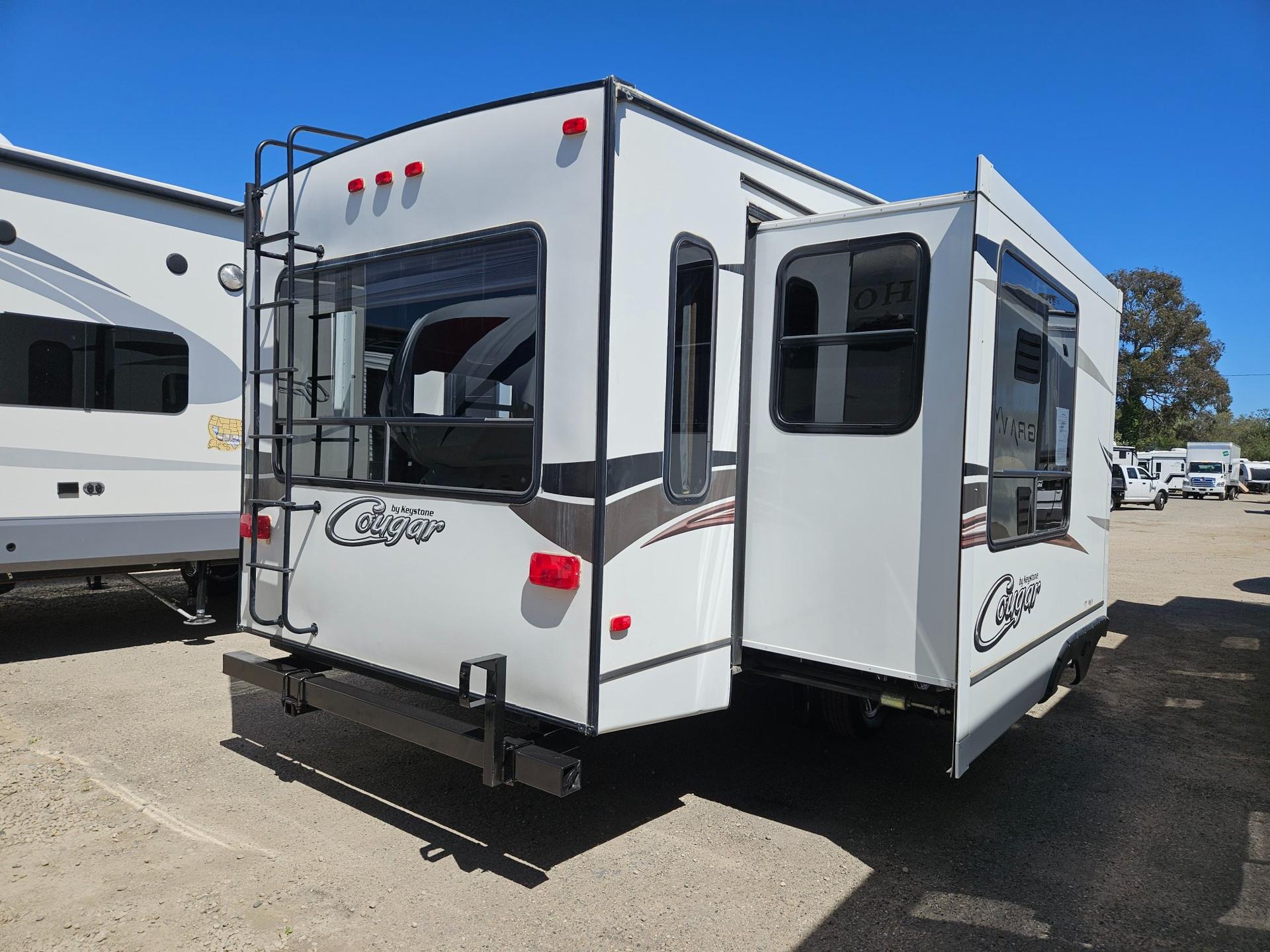 2014 Keystone rv 2014 Keystone rv Cougar Lite - thumbnail 3