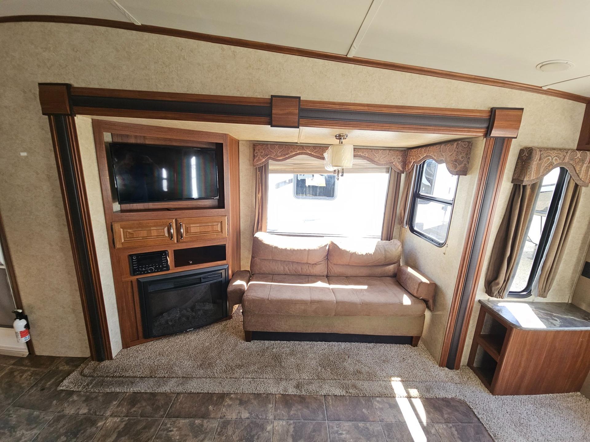 2014 Keystone rv 2014 Keystone rv Cougar Lite - thumbnail 8