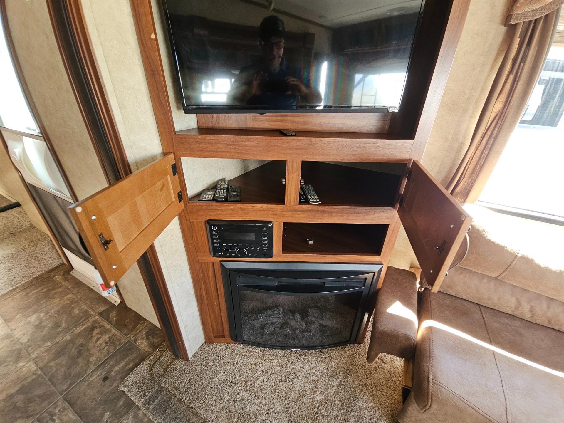 2014 Keystone rv 2014 Keystone rv Cougar Lite - thumbnail 10