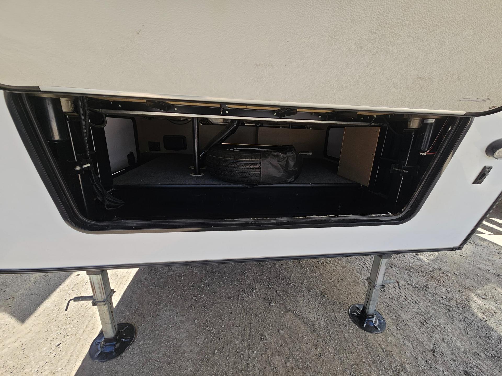 2014 Keystone rv 2014 Keystone rv Cougar Lite - thumbnail 45