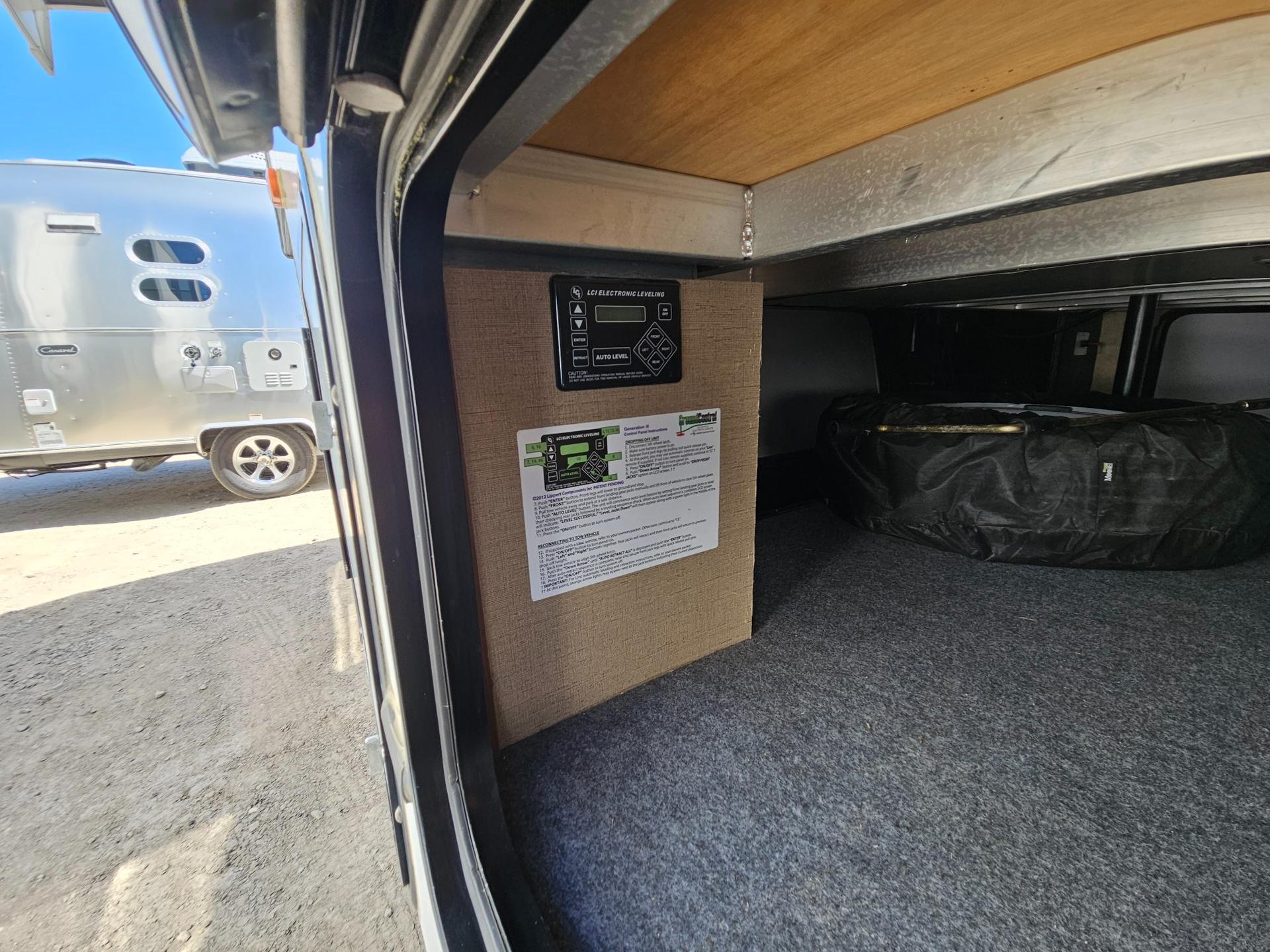 2014 Keystone rv 2014 Keystone rv Cougar Lite - thumbnail 56