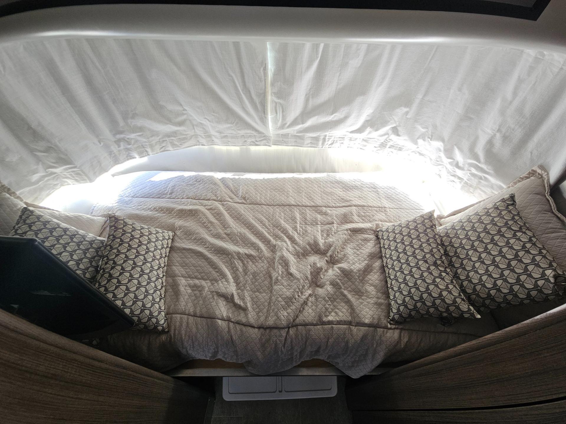 2022 Airstream 2022 Airstream Caravel - thumbnail 22