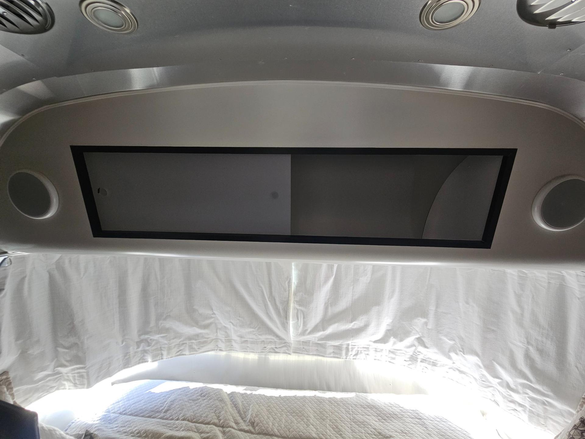 2022 Airstream 2022 Airstream Caravel - thumbnail 23