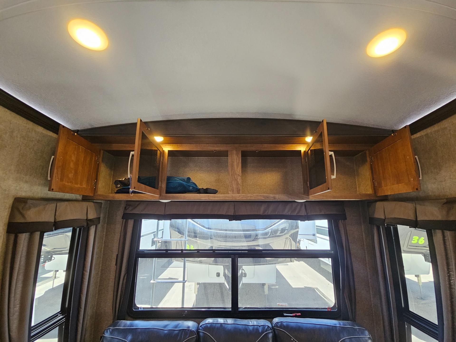 2016 Keystone Rv 2016 Keystone Rv Montana - thumbnail 14