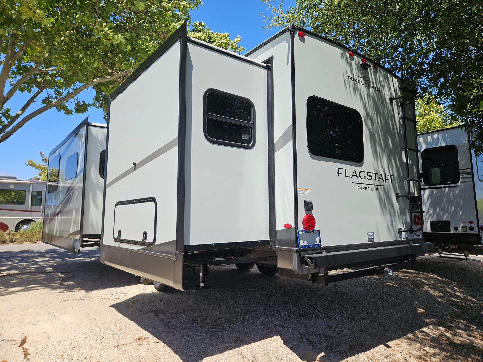 2026 Forest River RV 2026 Forest River RV Flagstaff Super-Lite - thumbnail 4