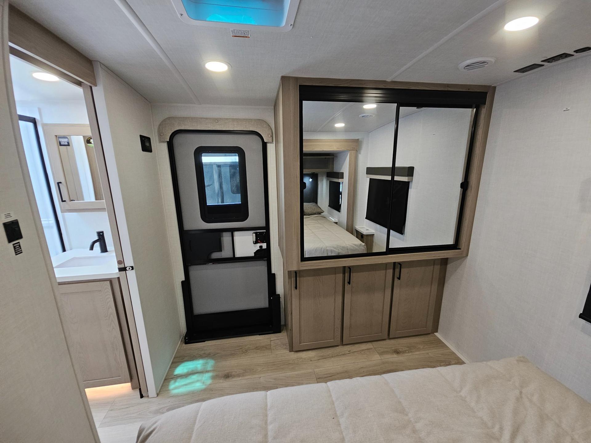 2026 Forest River RV 2026 Forest River RV Flagstaff Super-Lite - thumbnail 39