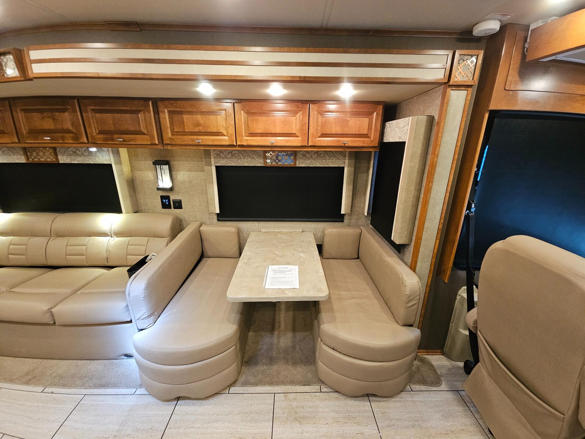 2018 Tiffin Motor Coach 2018 Tiffin Motor Coach Allegro Open Road - thumbnail 4