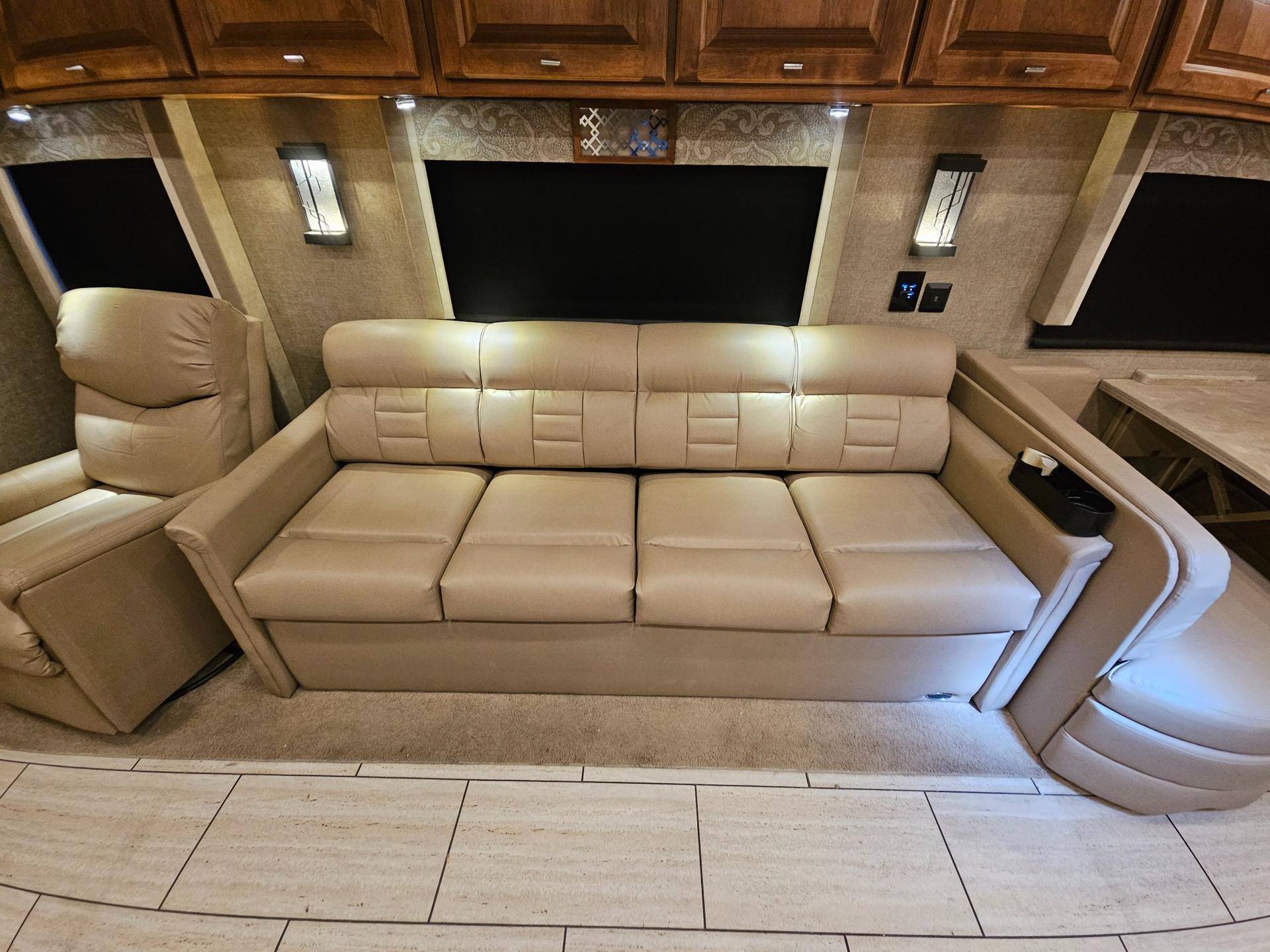 2018 Tiffin Motor Coach 2018 Tiffin Motor Coach Allegro Open Road - thumbnail 7