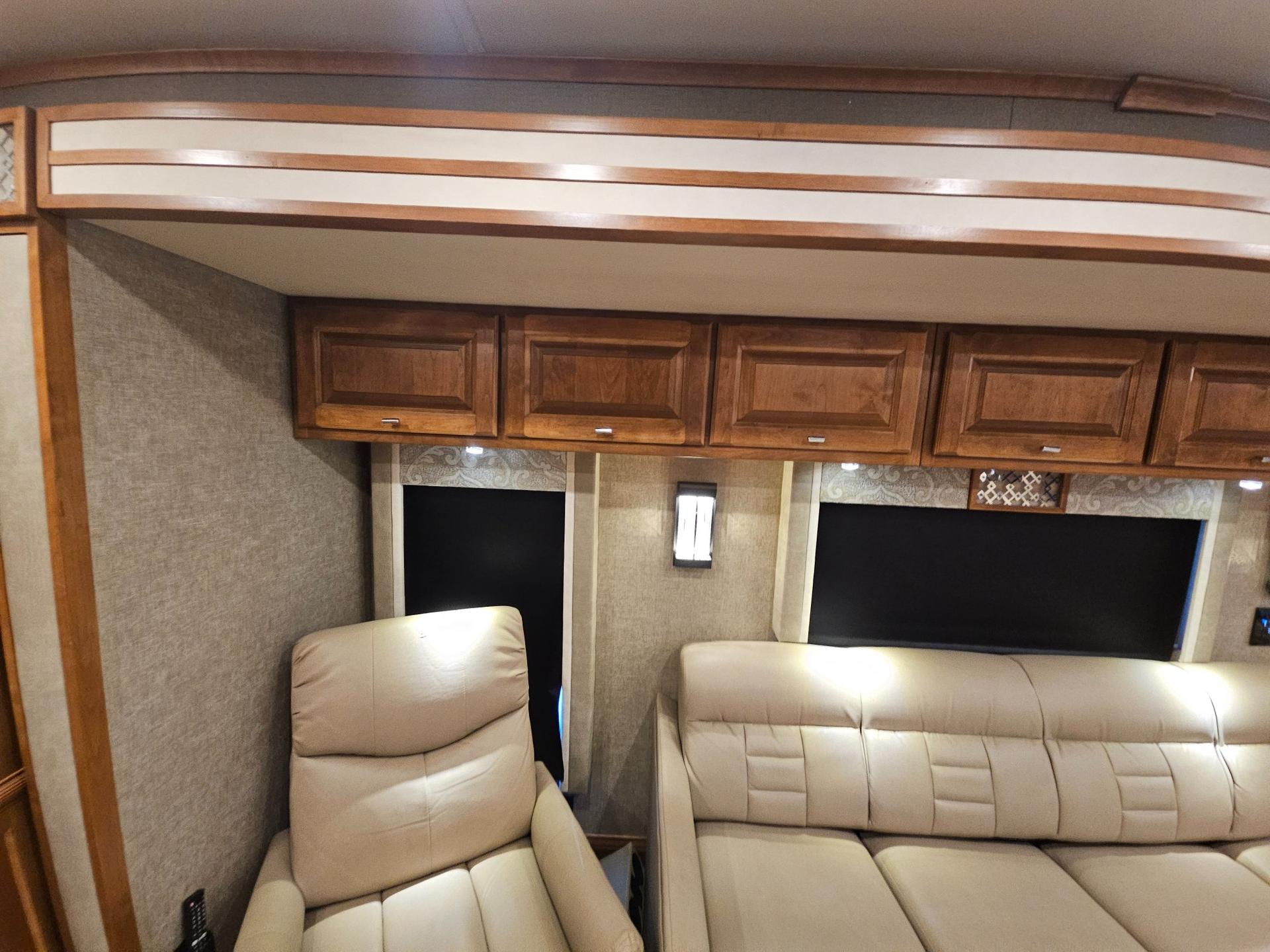 2018 Tiffin Motor Coach 2018 Tiffin Motor Coach Allegro Open Road - thumbnail 9