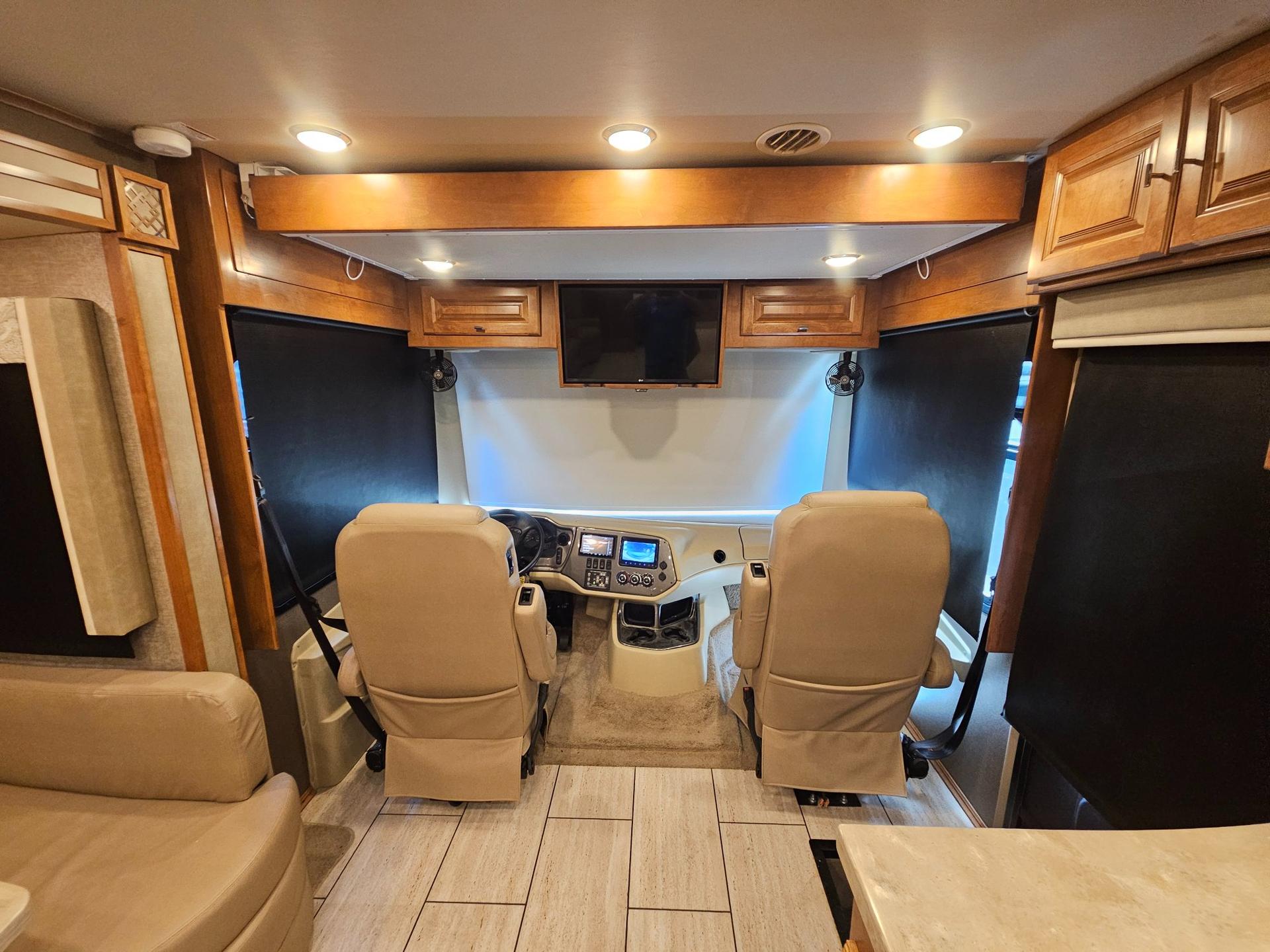 2018 Tiffin Motor Coach 2018 Tiffin Motor Coach Allegro Open Road - thumbnail 10