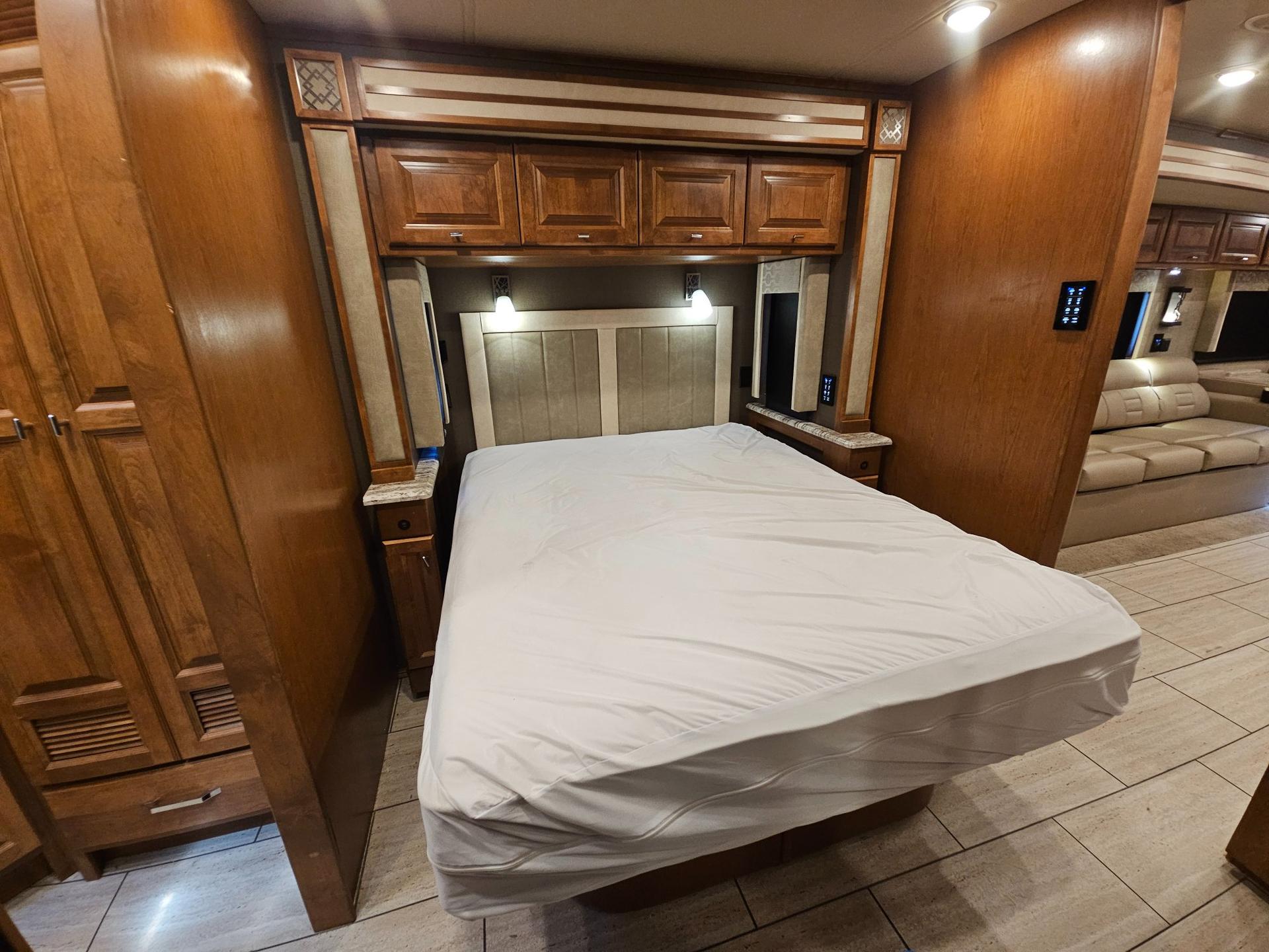2018 Tiffin Motor Coach 2018 Tiffin Motor Coach Allegro Open Road - thumbnail 20