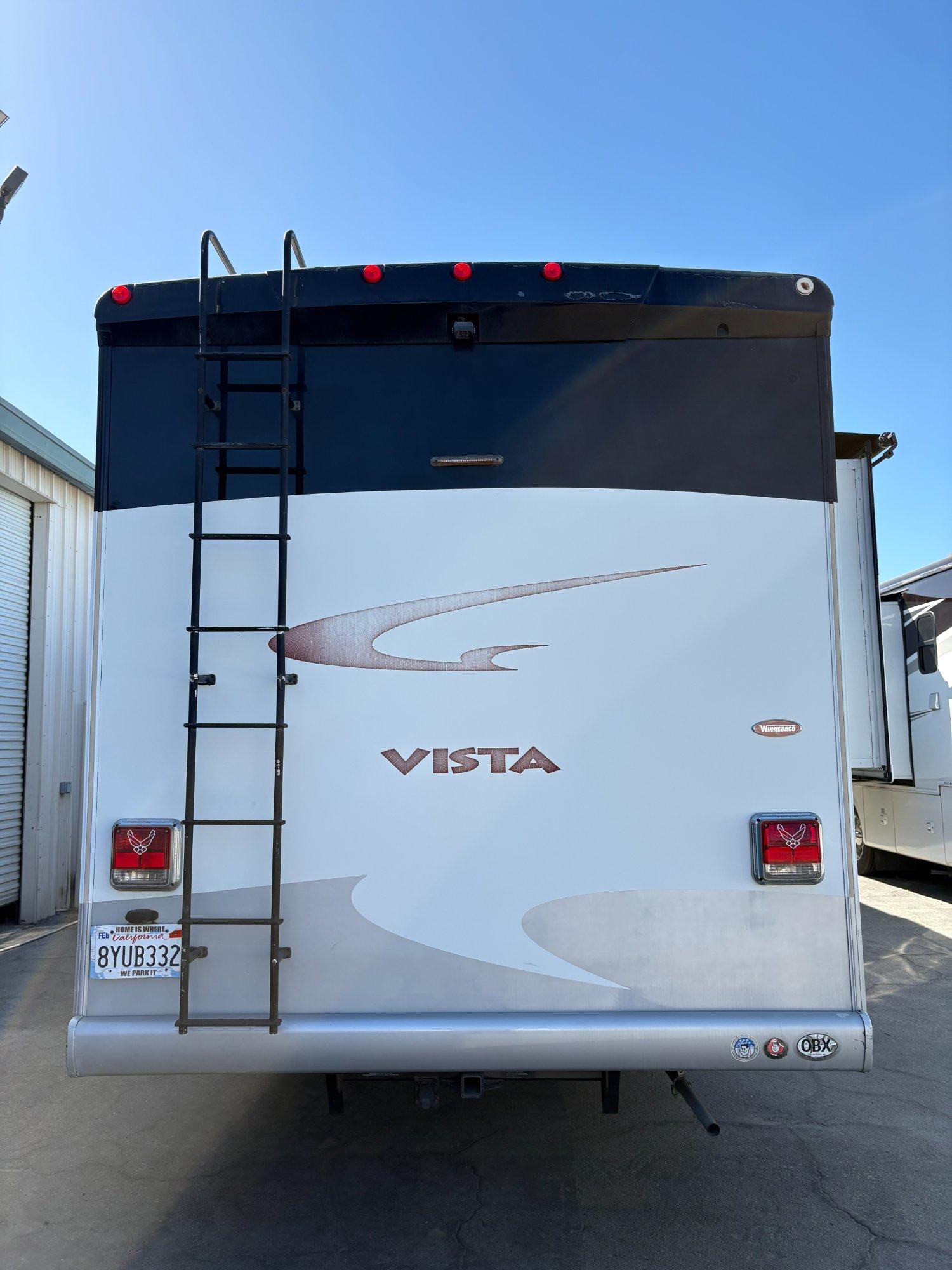 2012 Winnebago 2012 Winnebago Vista - thumbnail 5