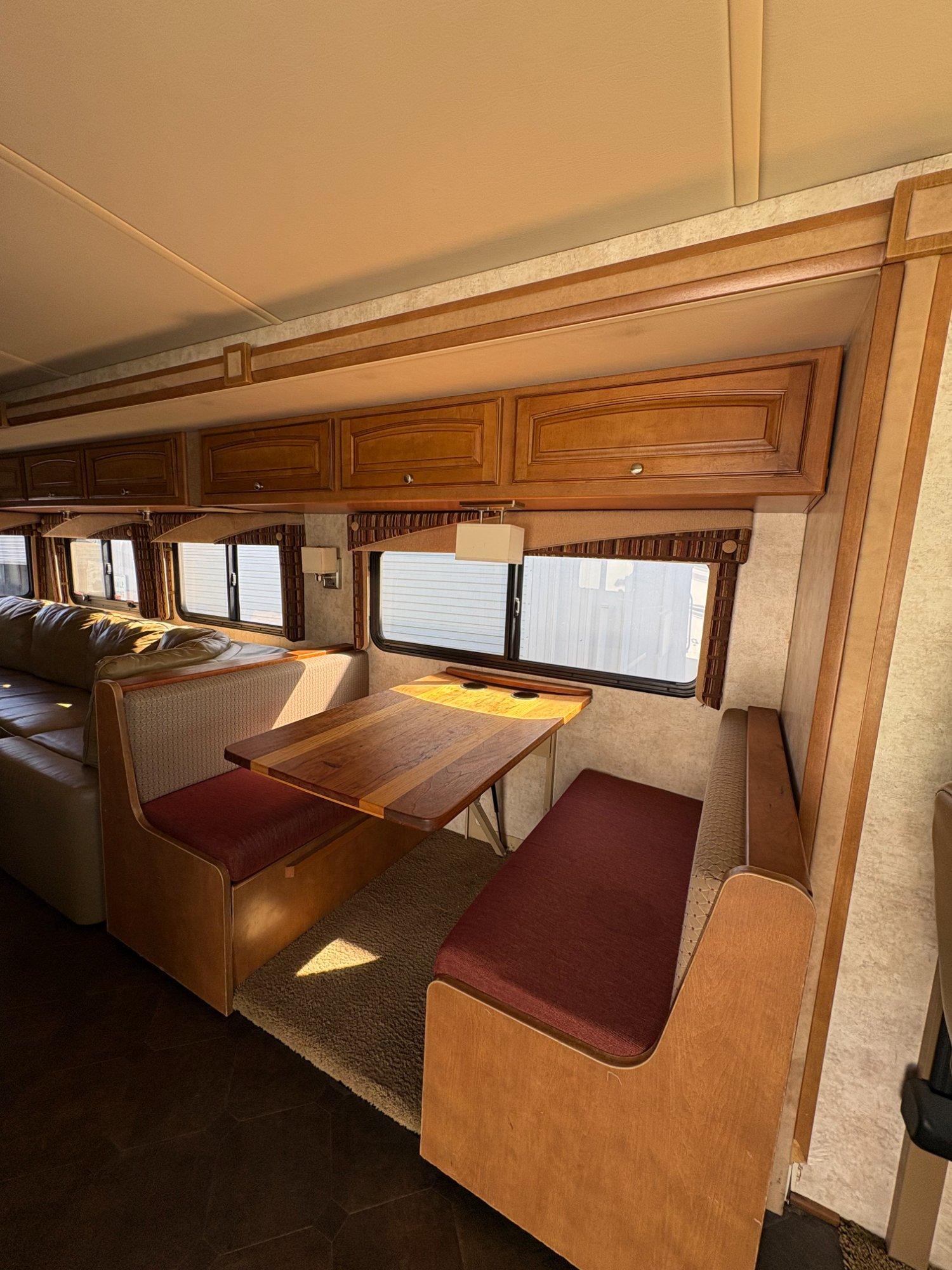 2012 Winnebago 2012 Winnebago Vista - thumbnail 18