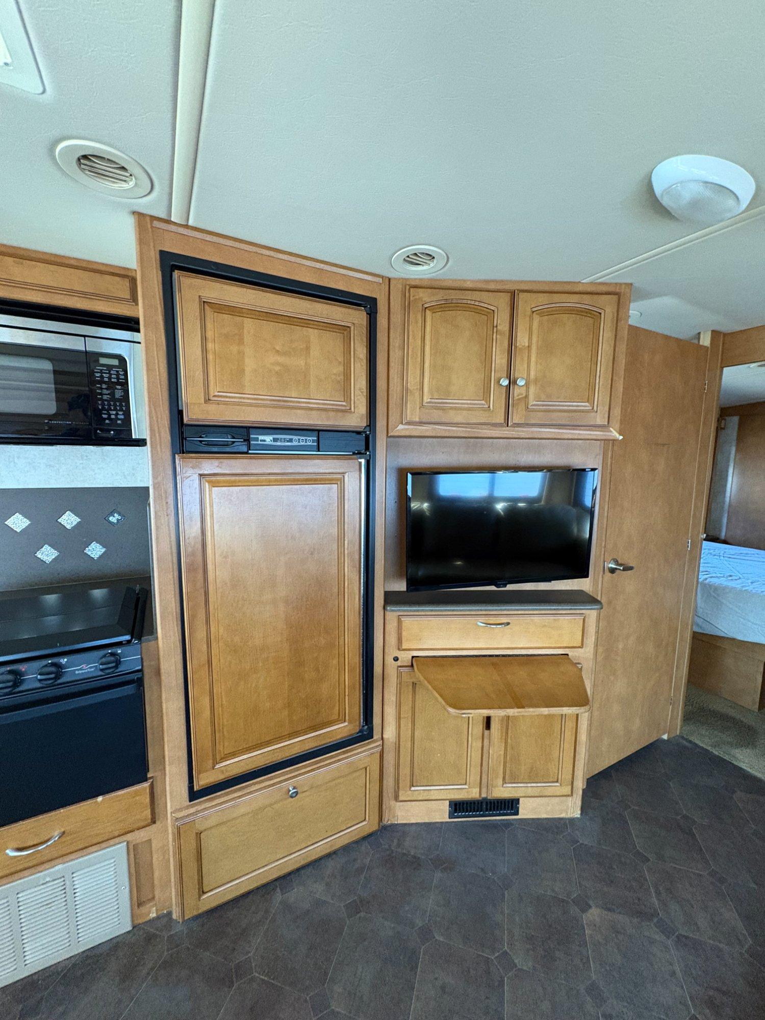 2012 Winnebago 2012 Winnebago Vista - thumbnail 22