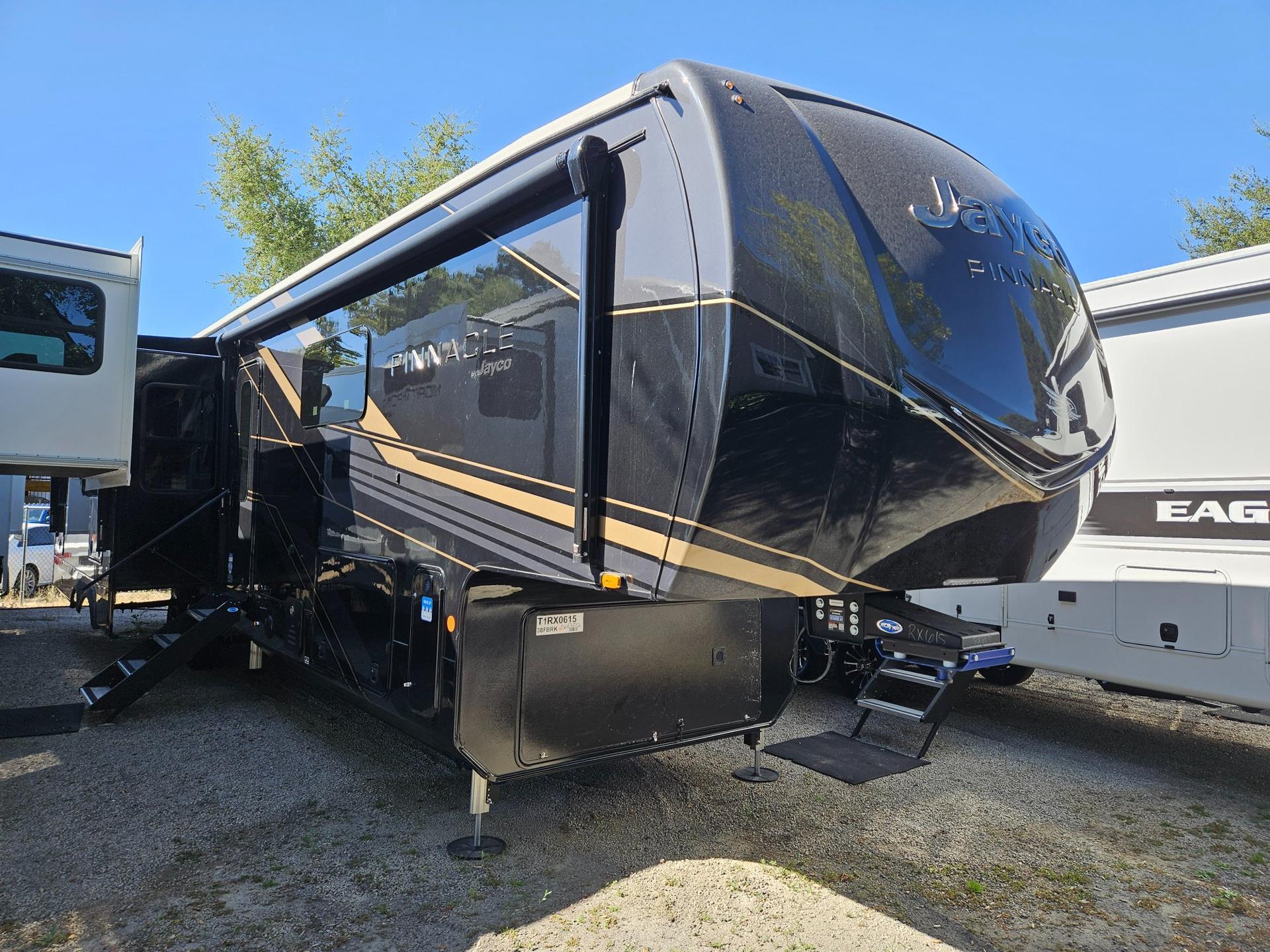2026 Jayco Pinnacle 38FBRK