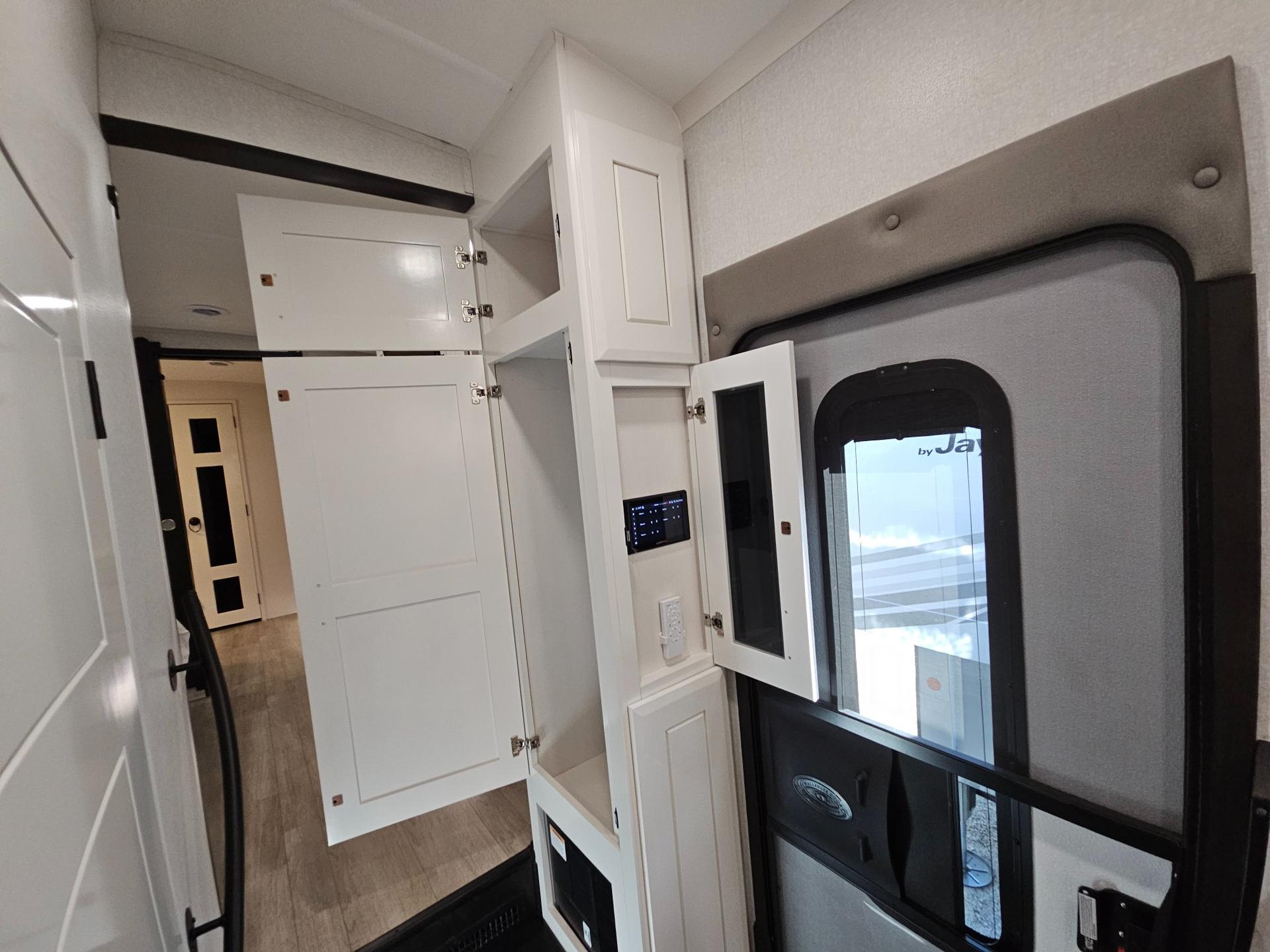 2026 Jayco 2026 Jayco Pinnacle - thumbnail 31