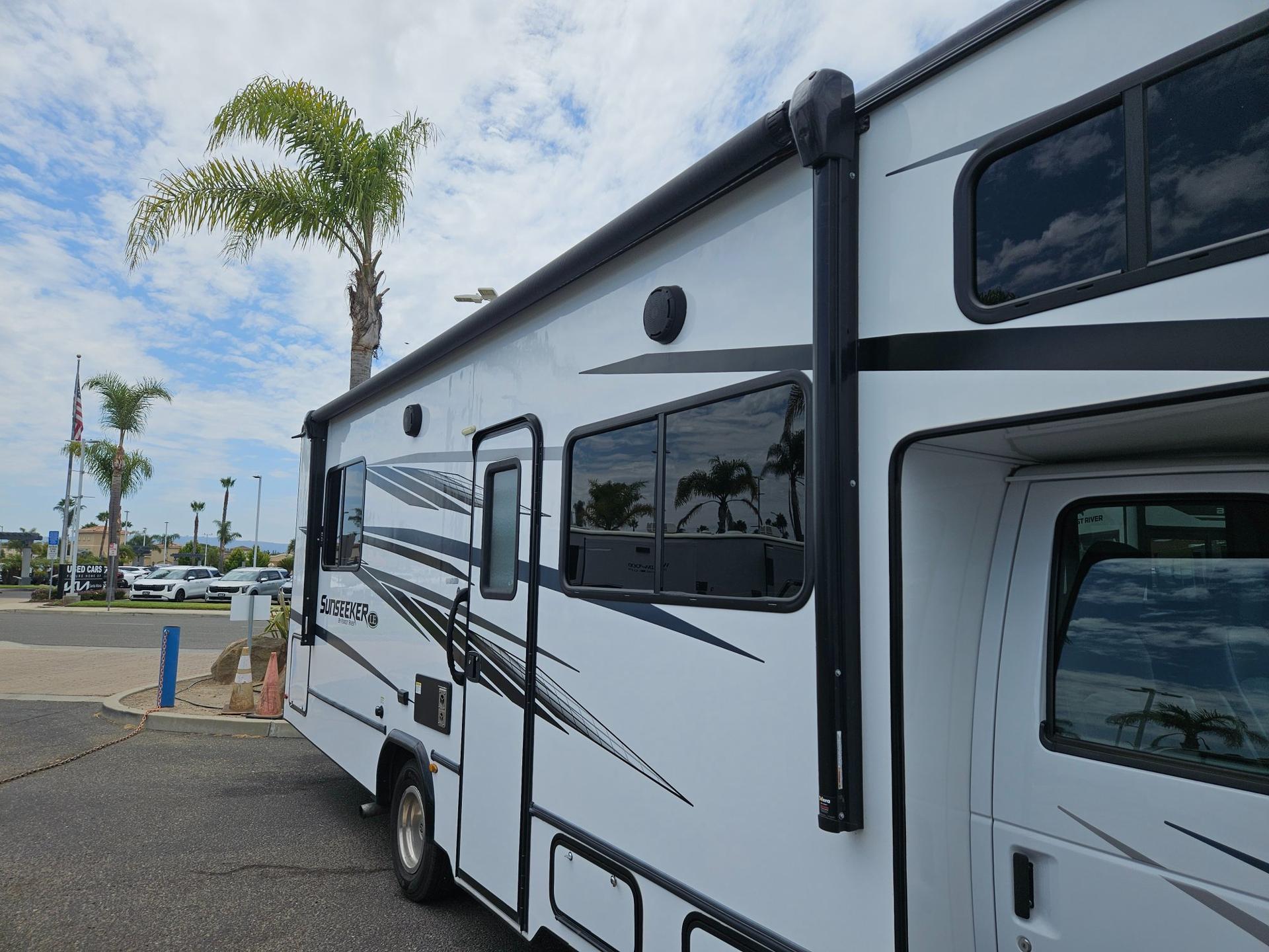 2024 Forest River RV 2024 Forest River RV Sunseeker LE - thumbnail 40