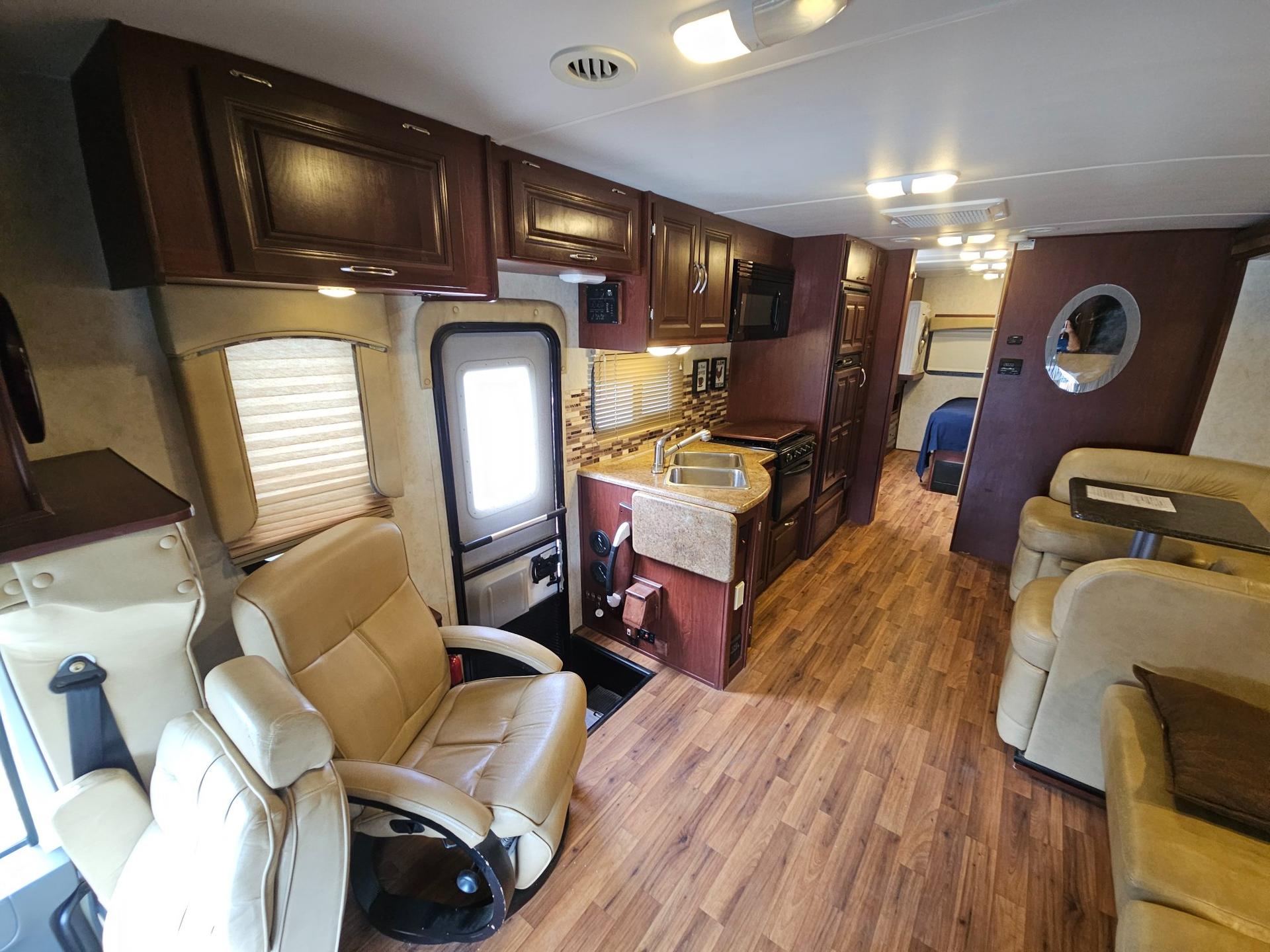 2015 Nexus RV 2015 Nexus RV Phantom - thumbnail 6