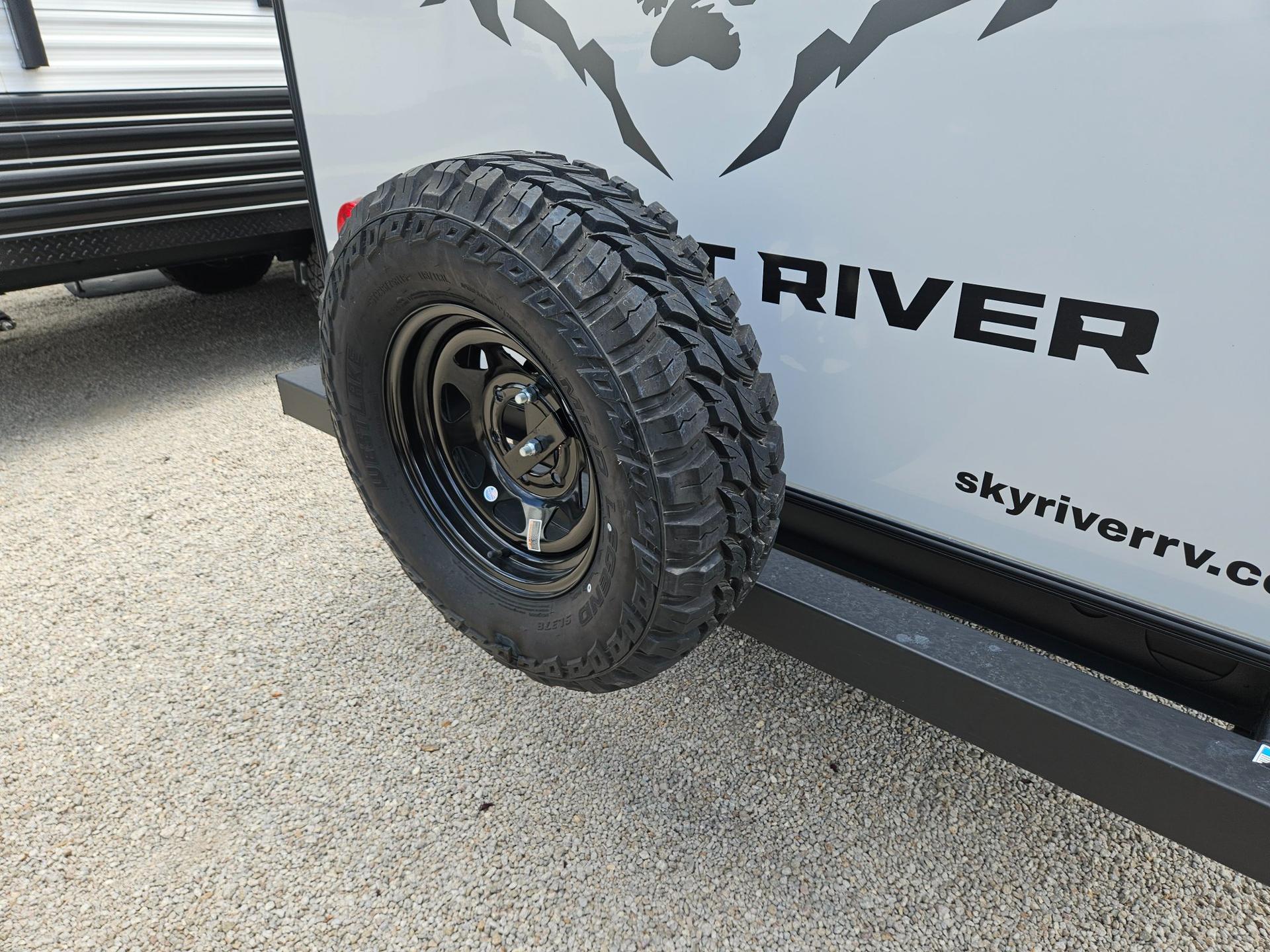 2025 Forest River 2025 Forest River Cherokee - thumbnail 34