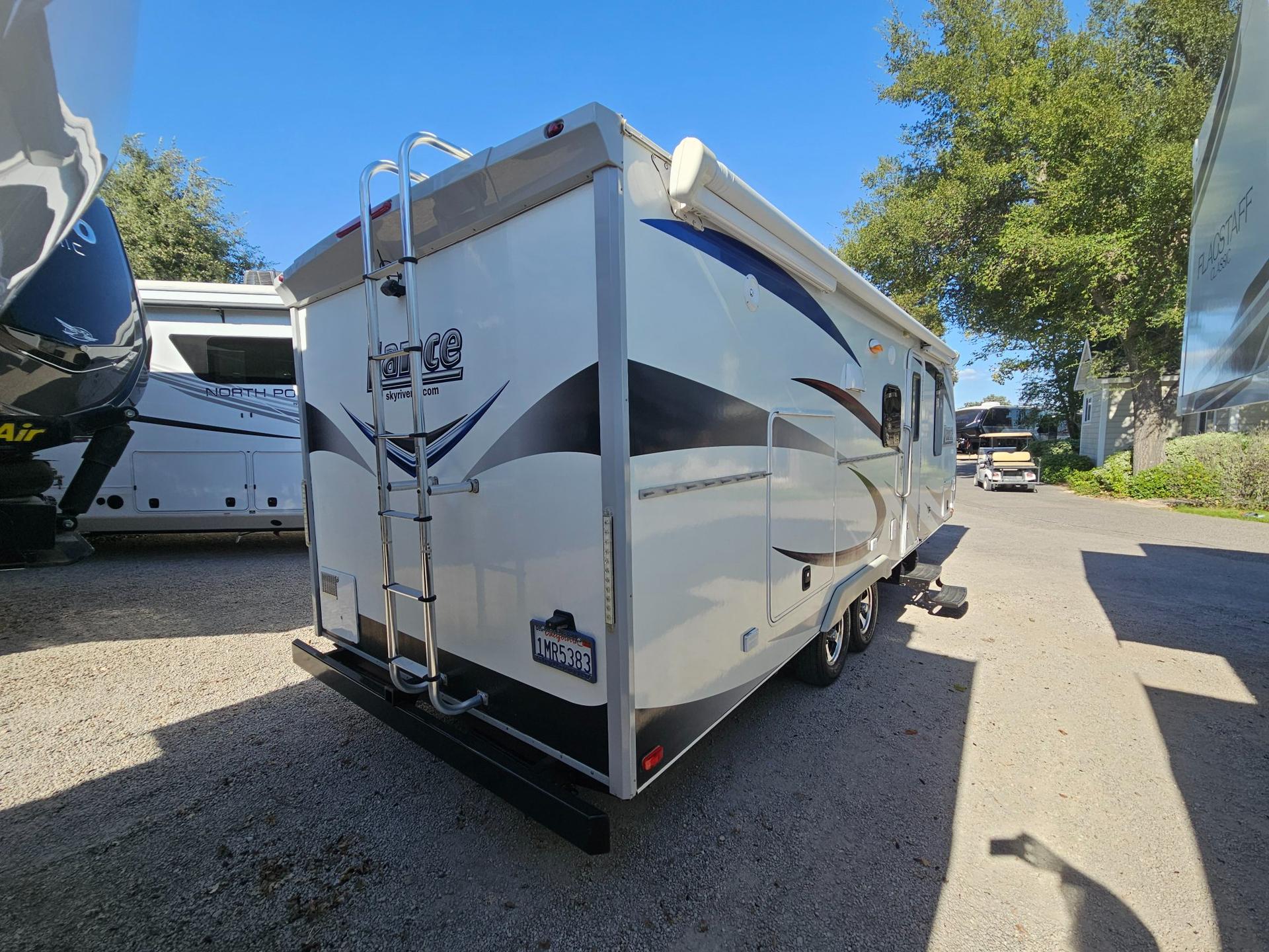 2016 Lance Trailers 2016 Lance Trailers Lance - thumbnail 2