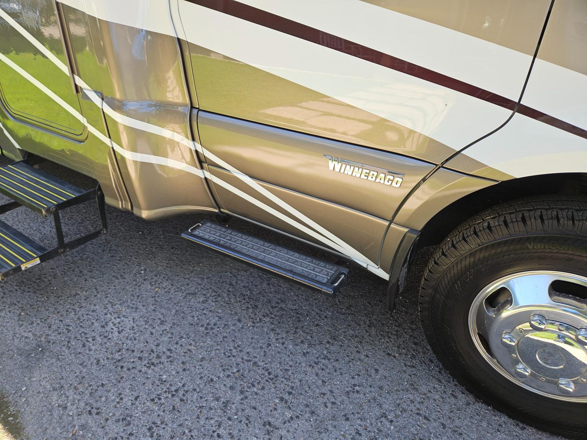 2021 Winnebago Industries 2021 Winnebago Industries View - thumbnail 39