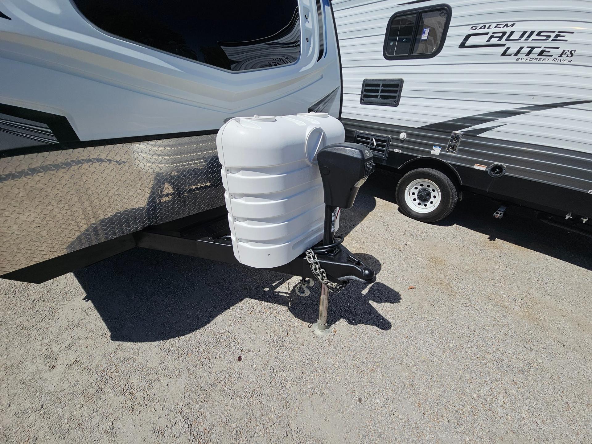 2022 Coachmen 2022 Coachmen Freedom Express Ultra Lite Series - thumbnail 30