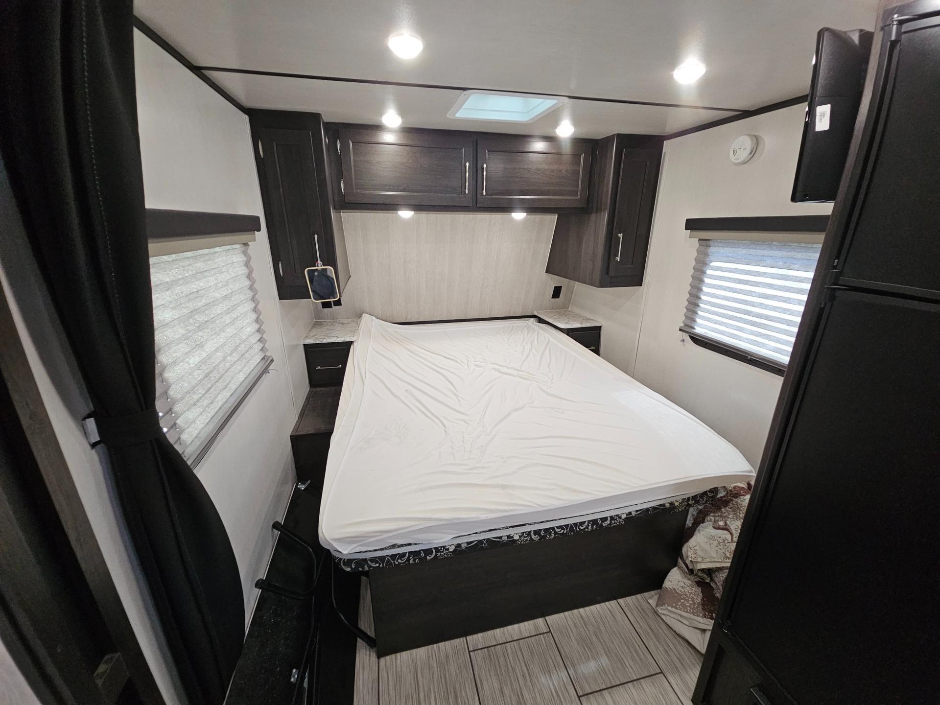 2023 Genesis Supreme 2023 Genesis Supreme Surfside Limited - thumbnail 9